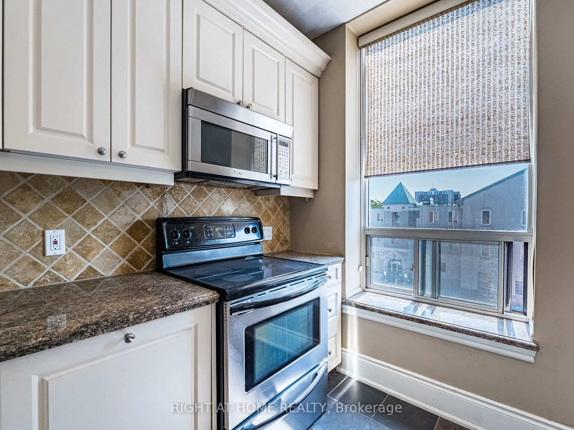 Photo 31 of Unit 302, 283 King Street E, Hamilton, Beasley — HOMEH