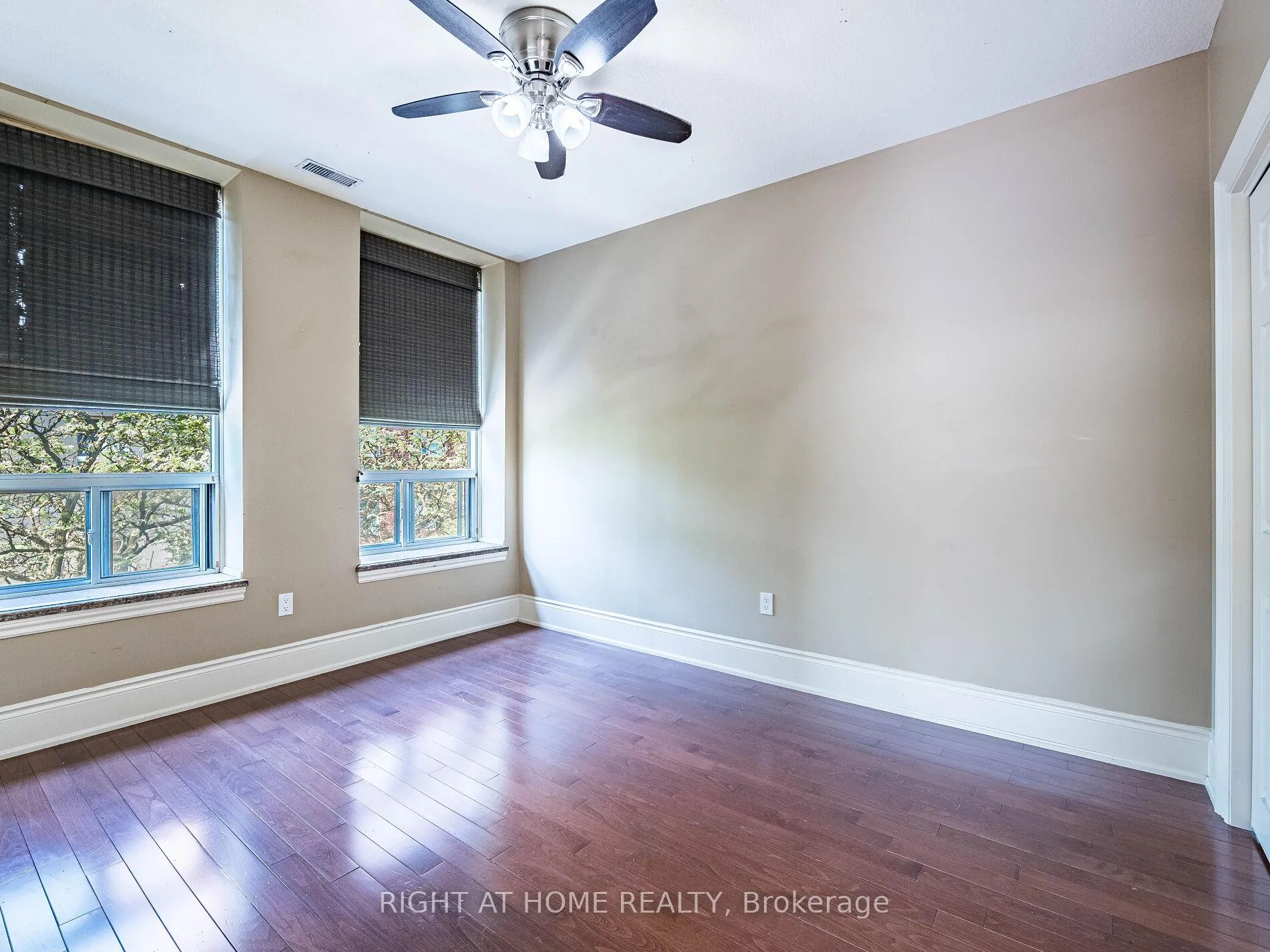 Photo 35 of Unit 302, 283 King Street E, Hamilton, Beasley — HOMEH