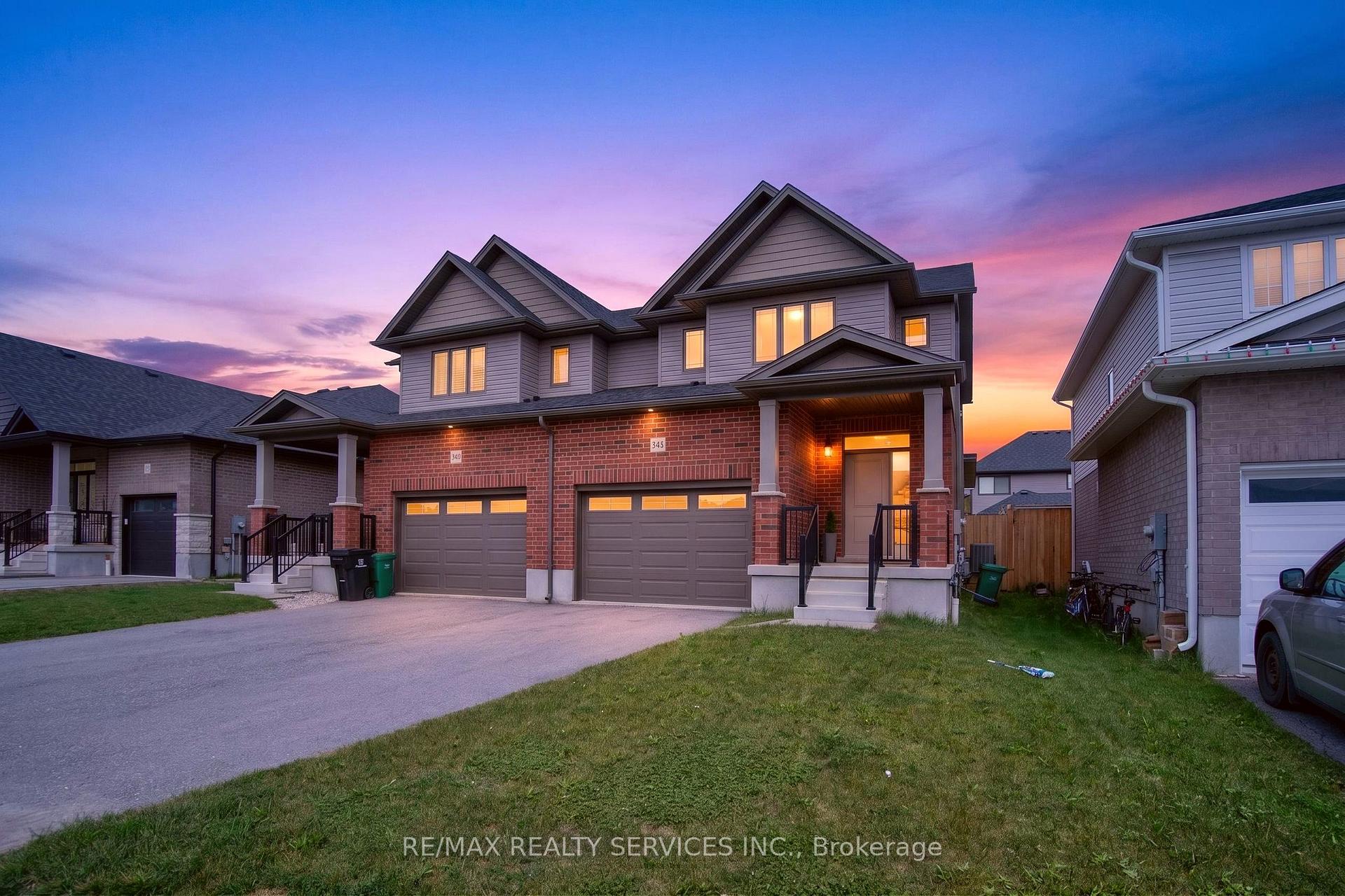 Photo 3 of 138 Woodberry Crescent, Woolwich, Elmira — HOMEH