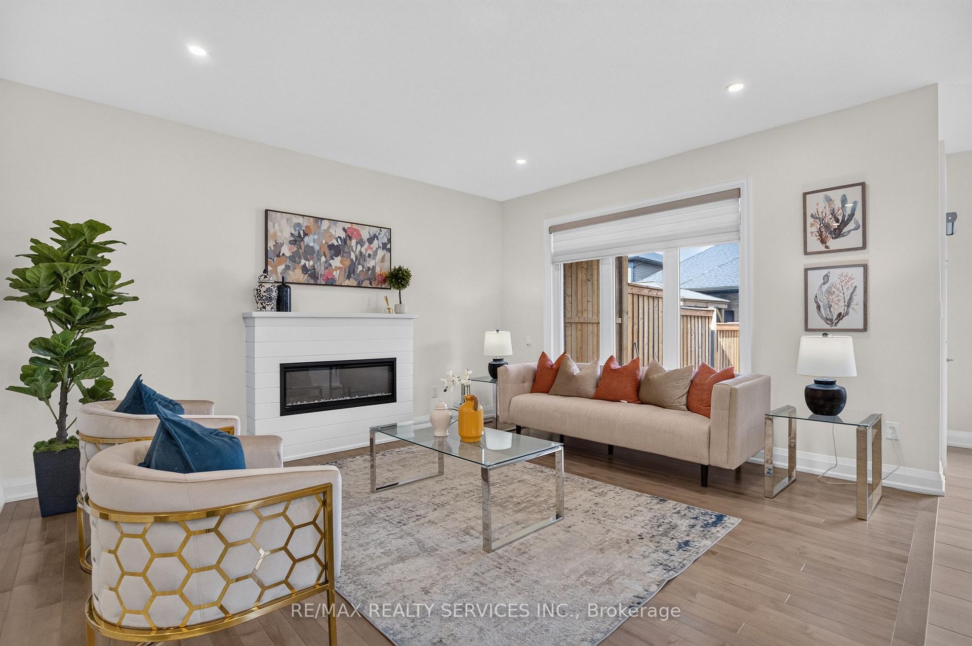 Photo 18 of 138 Woodberry Crescent, Woolwich, Elmira — HOMEH