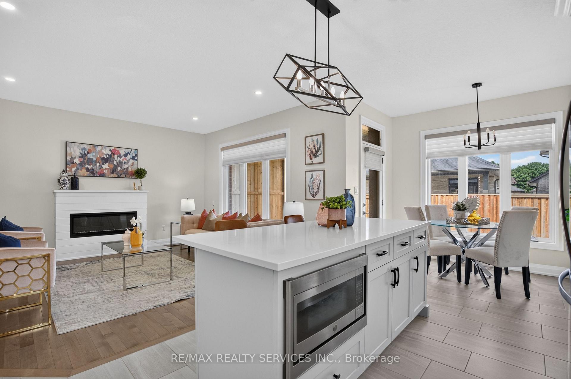 Photo 24 of 138 Woodberry Crescent, Woolwich, Elmira — HOMEH
