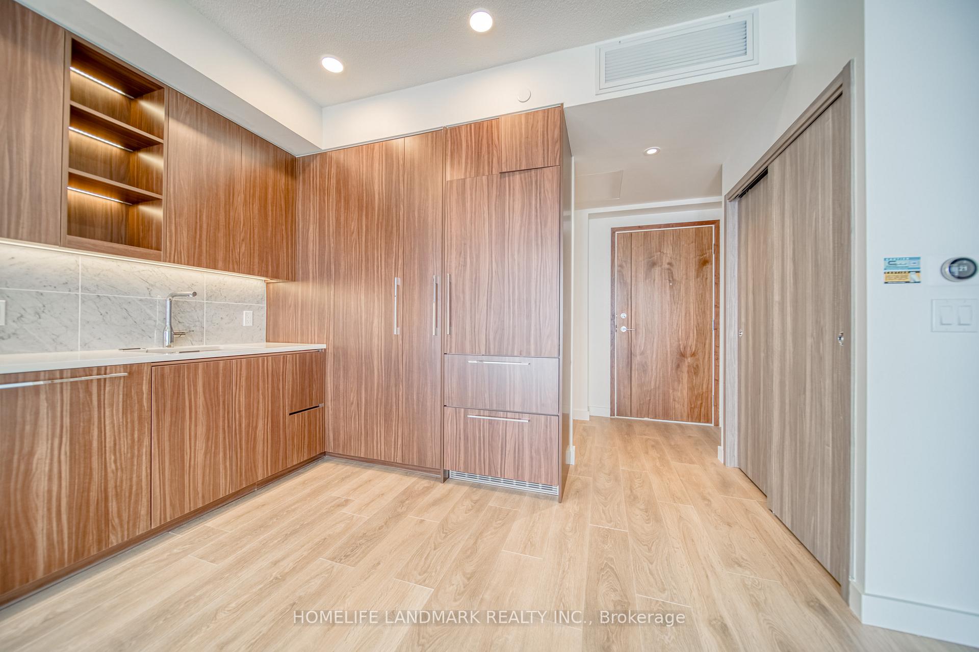 Photo 7 of Unit 2809, 85 Mcmahon Drive, North York, Bayview Village — HOMEH
