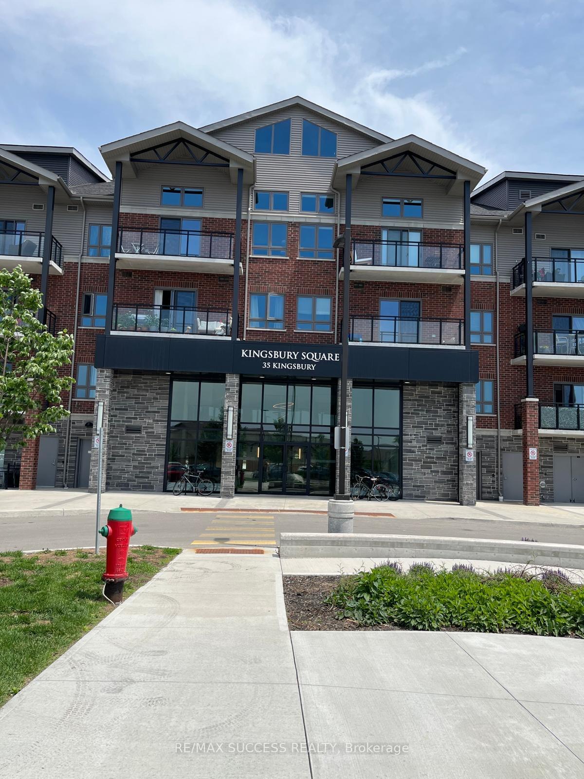 Photo 2 of Unit 418, 35 Kingsbury Square, Guelph, Pineridge/Westminster Woods — HOMEH