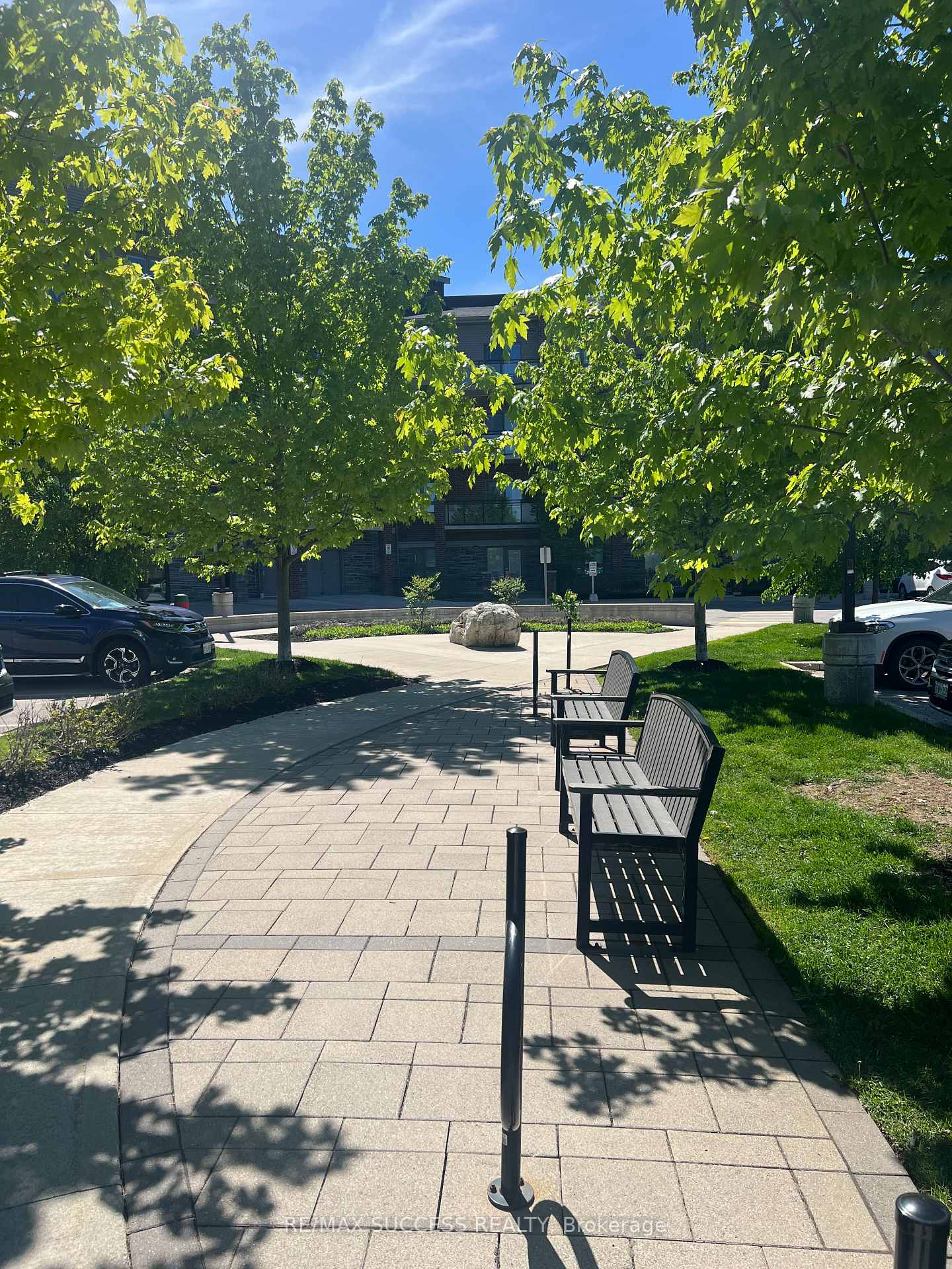 Photo 4 of Unit 418, 35 Kingsbury Square, Guelph, Pineridge/Westminster Woods — HOMEH