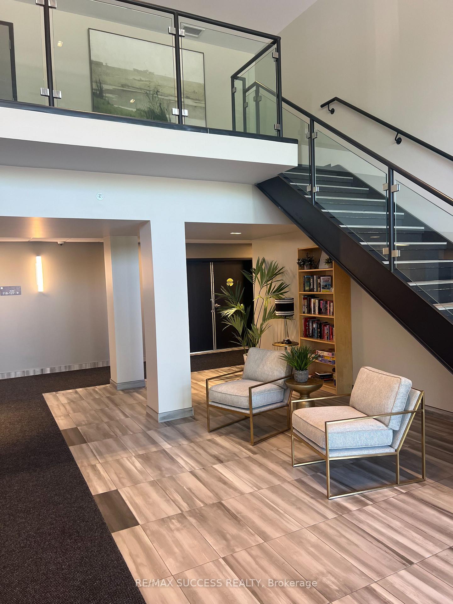 Photo 5 of Unit 418, 35 Kingsbury Square, Guelph, Pineridge/Westminster Woods — HOMEH