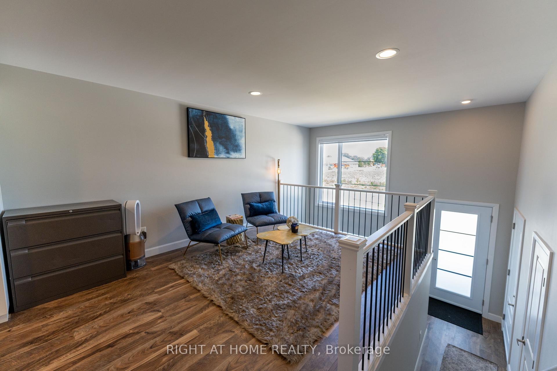 Photo 3 of 115 Howard Road, Chatham-Kent, Chatham — HOMEH