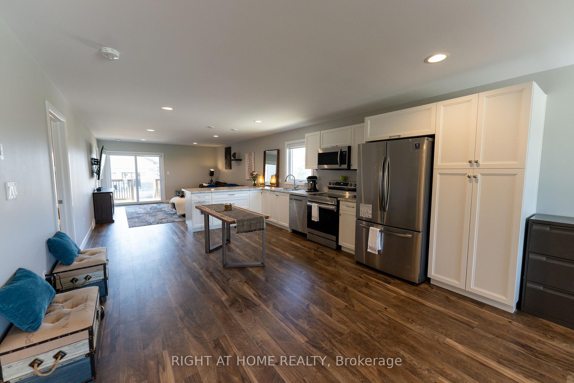 Photo 7 of 115 Howard Road, Chatham-Kent, Chatham — HOMEH