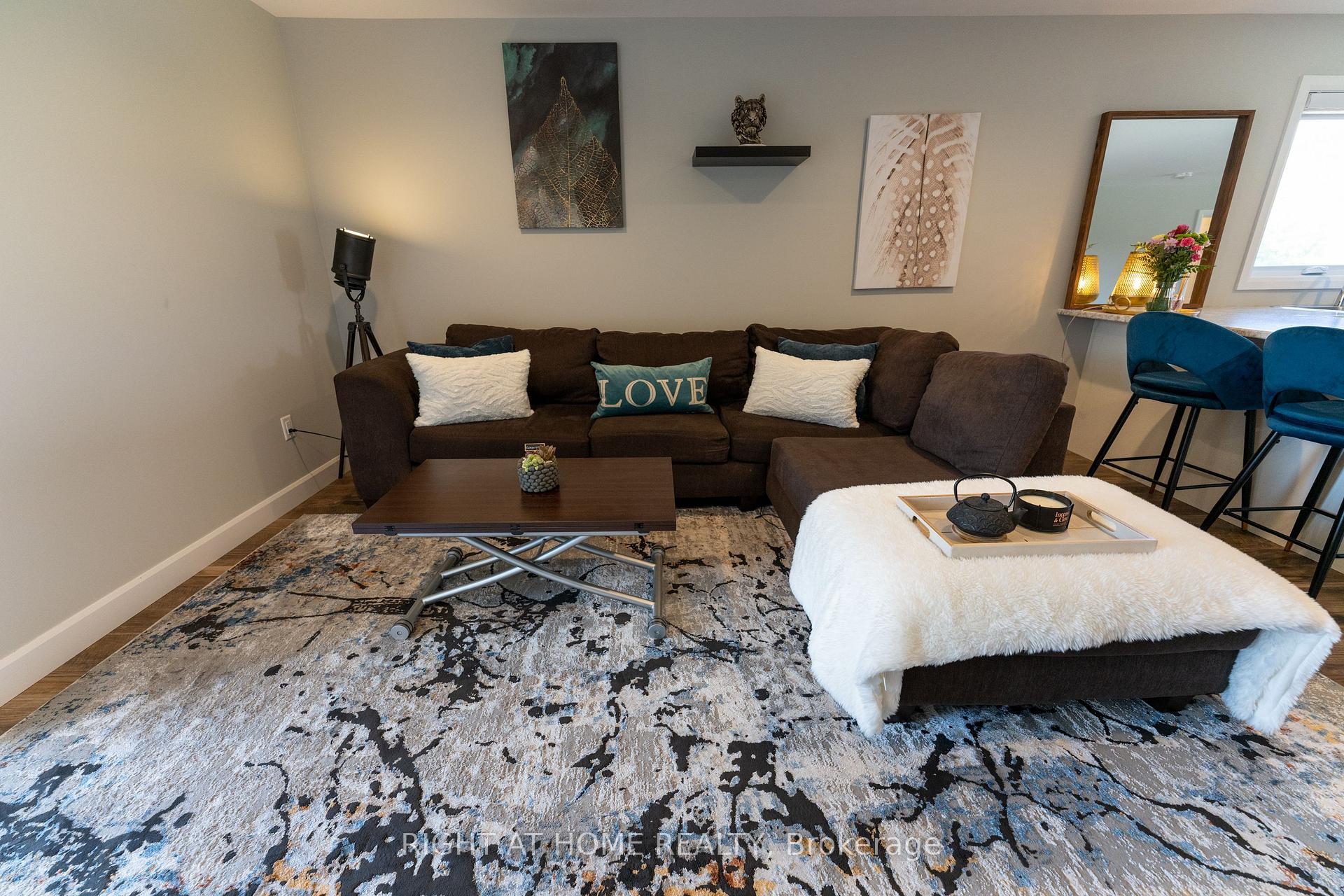 Photo 9 of 115 Howard Road, Chatham-Kent, Chatham — HOMEH