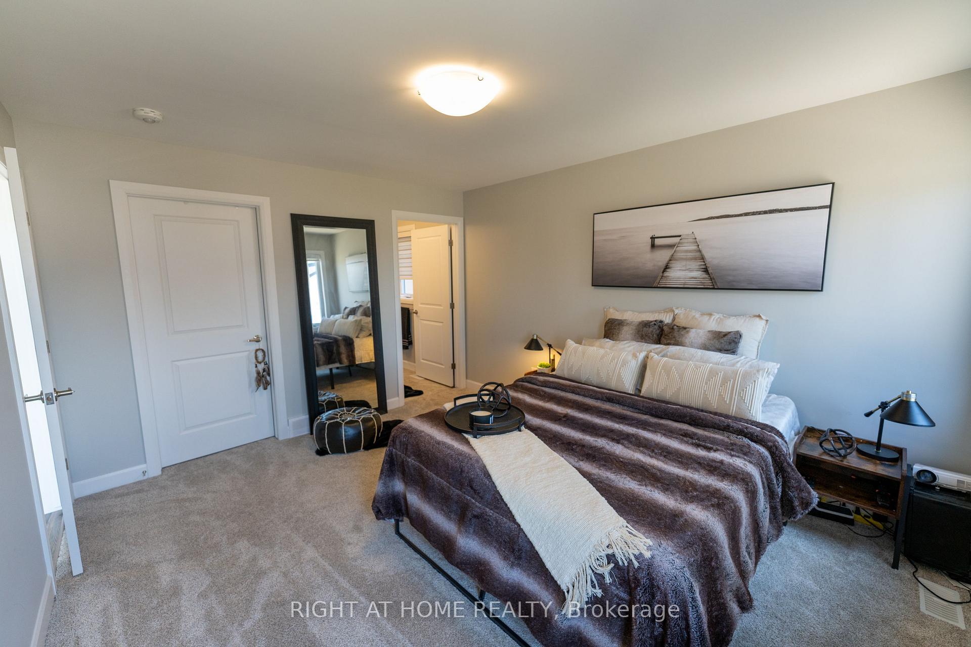 Photo 11 of 115 Howard Road, Chatham-Kent, Chatham — HOMEH