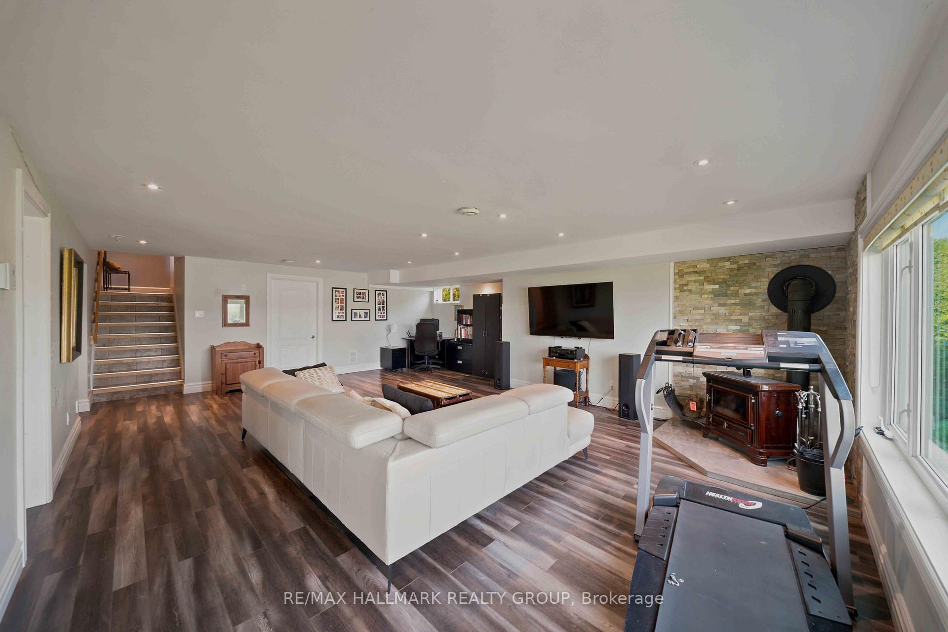 Photo 29 of 3020 Bay Road, Champlain, Champlain Twp — HOMEH