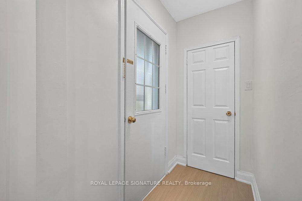 Photo 4 of Unit Main, 20 Bayard Avenue, Scarborough, Wexford-Maryvale — HOMEH
