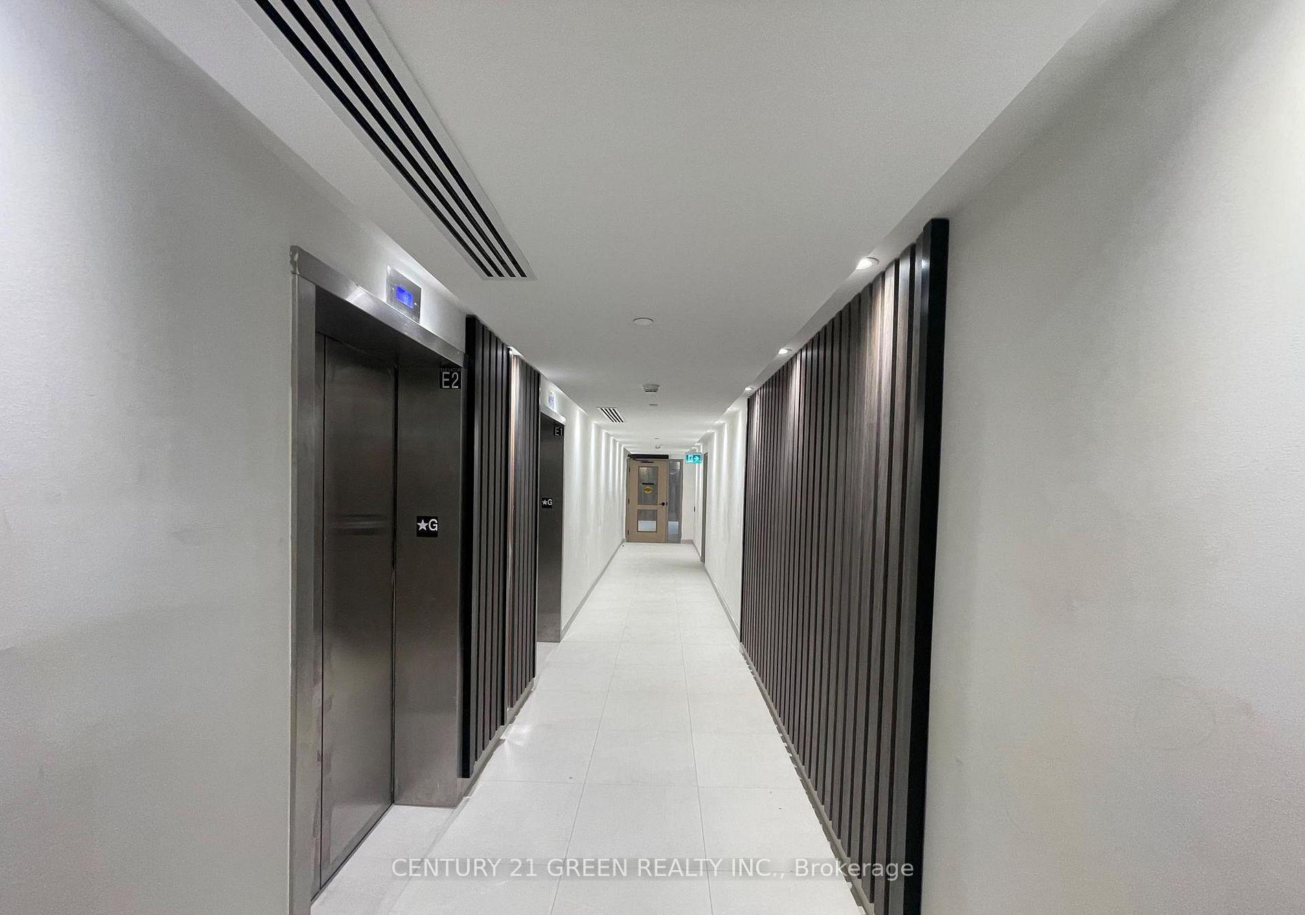 Photo 6 of Unit 810, 10 Flavelle Trail, Vaughan, Steeles West Industrial — HOMEH