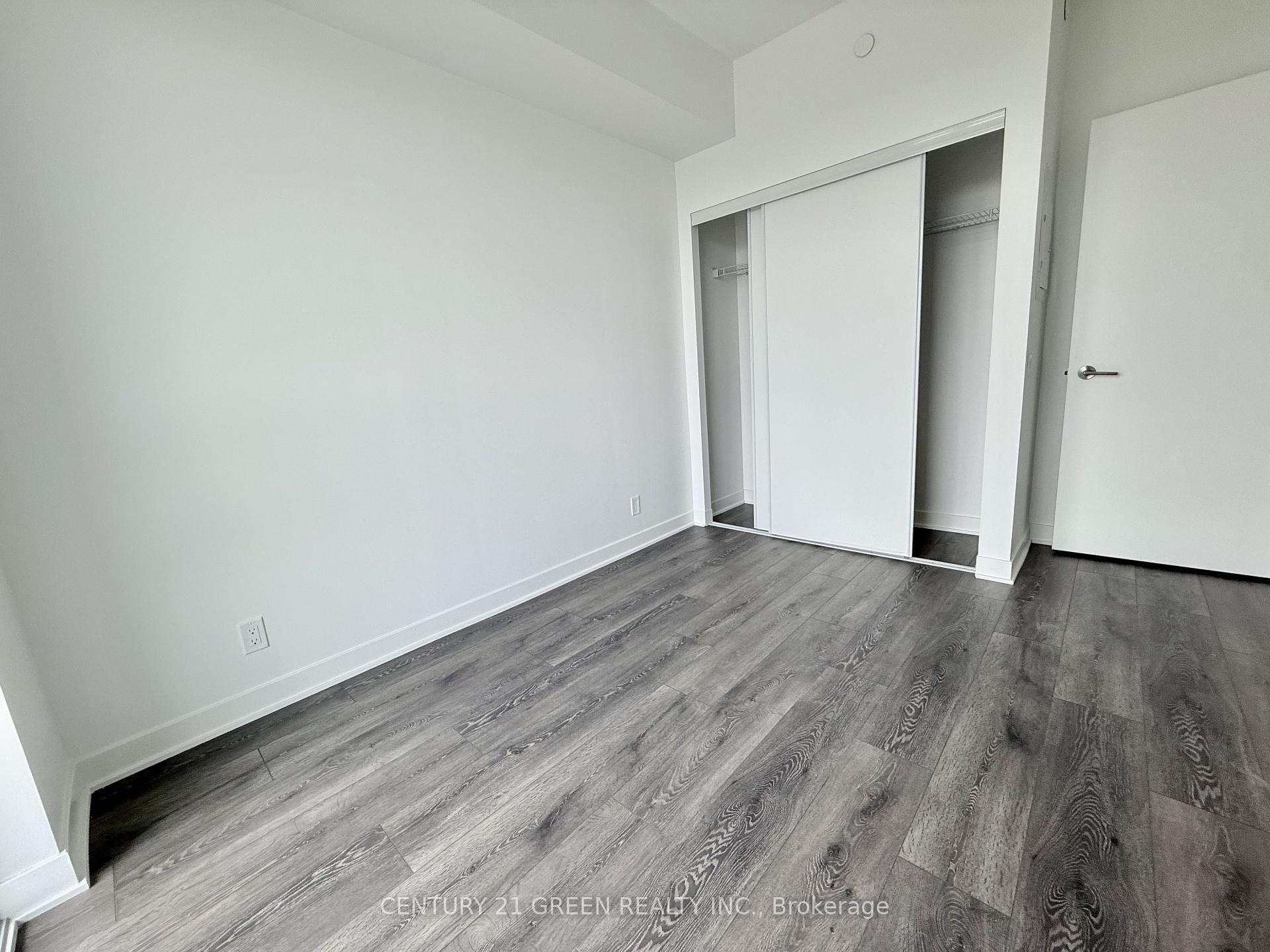 Photo 17 of Unit 810, 10 Flavelle Trail, Vaughan, Steeles West Industrial — HOMEH