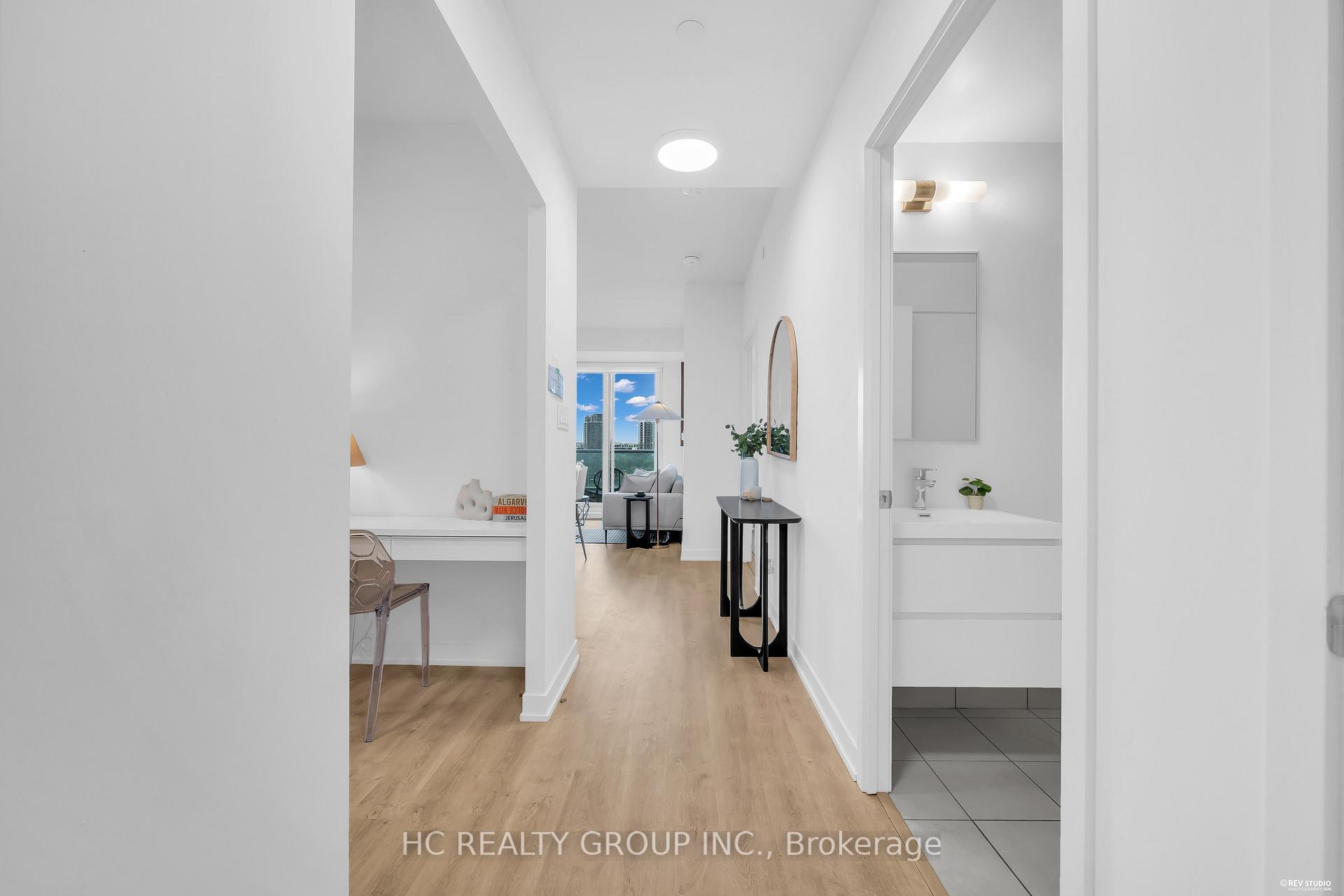 Photo 10 of Unit 707, 292 Verdale Crossing, Markham, Unionville — HOMEH