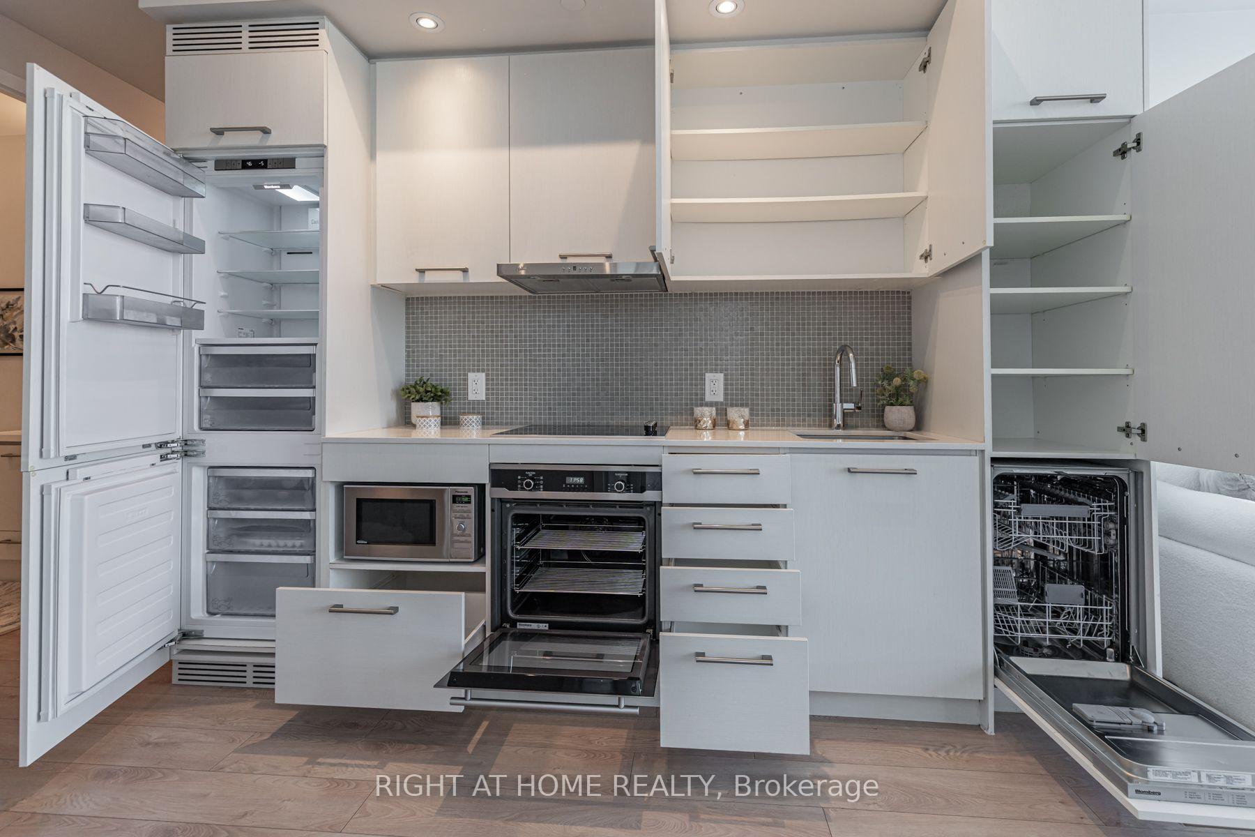 Photo 13 of Unit Ph209, 87 Peter Street, Toronto, Waterfront Communities — HOMEH