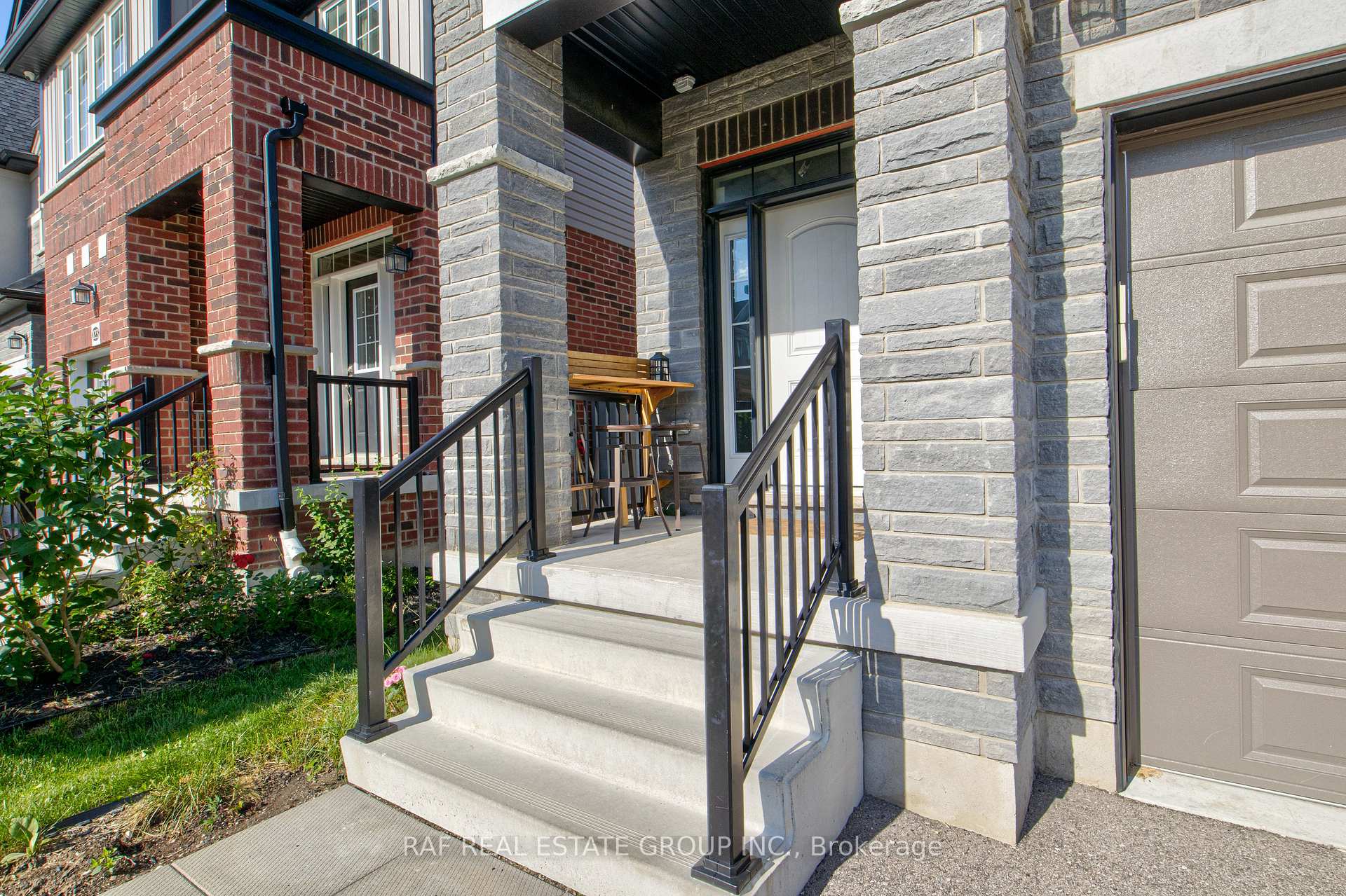 Photo 4 of 127 Ian Ormston Drive, Kitchener, Doon South — HOMEH