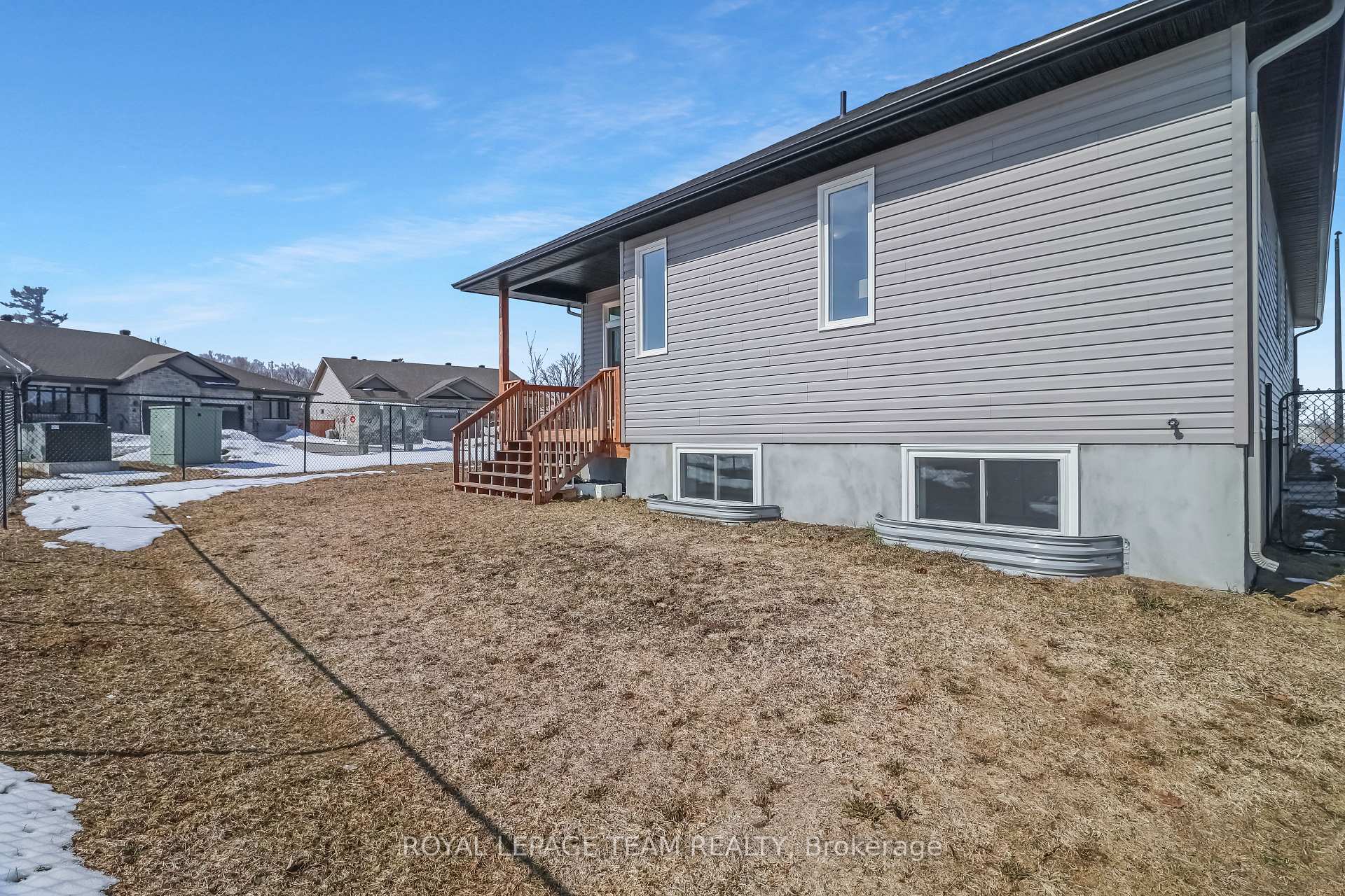 Photo 39 of 20 Seabert Drive, Arnprior, Arnprior — HOMEH