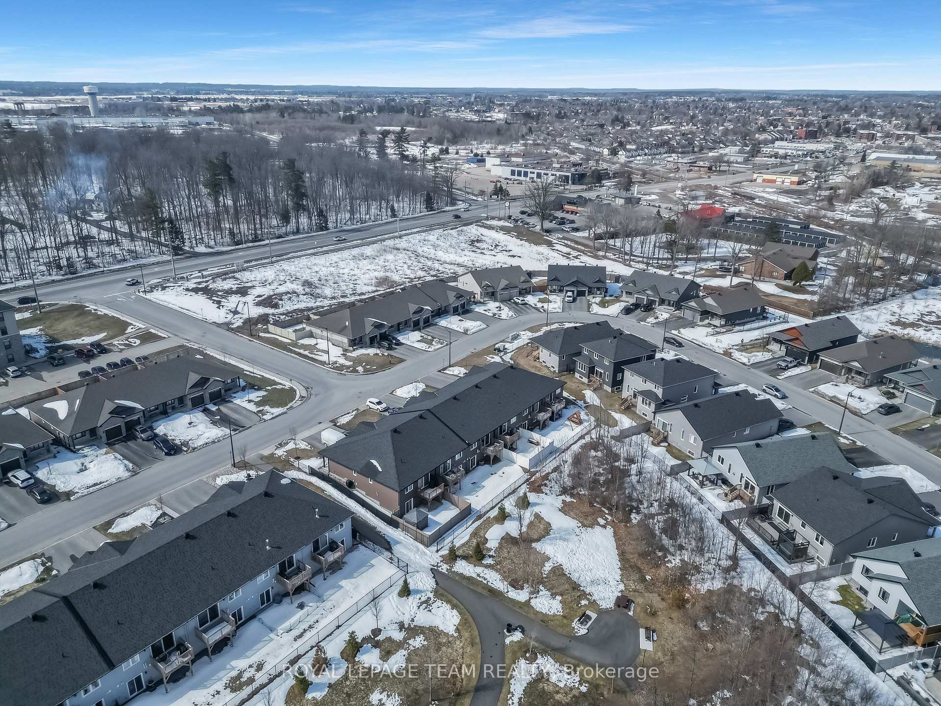 Photo 42 of 20 Seabert Drive, Arnprior, Arnprior — HOMEH