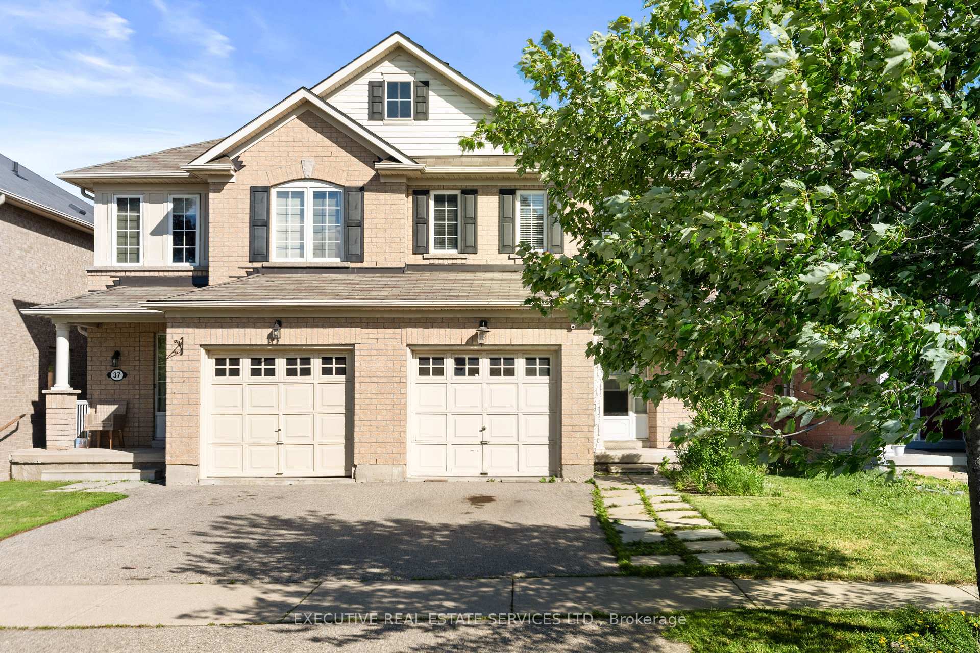 Photo 1 of 39 Kintyre Street, Brampton, Heart Lake West — HOMEH