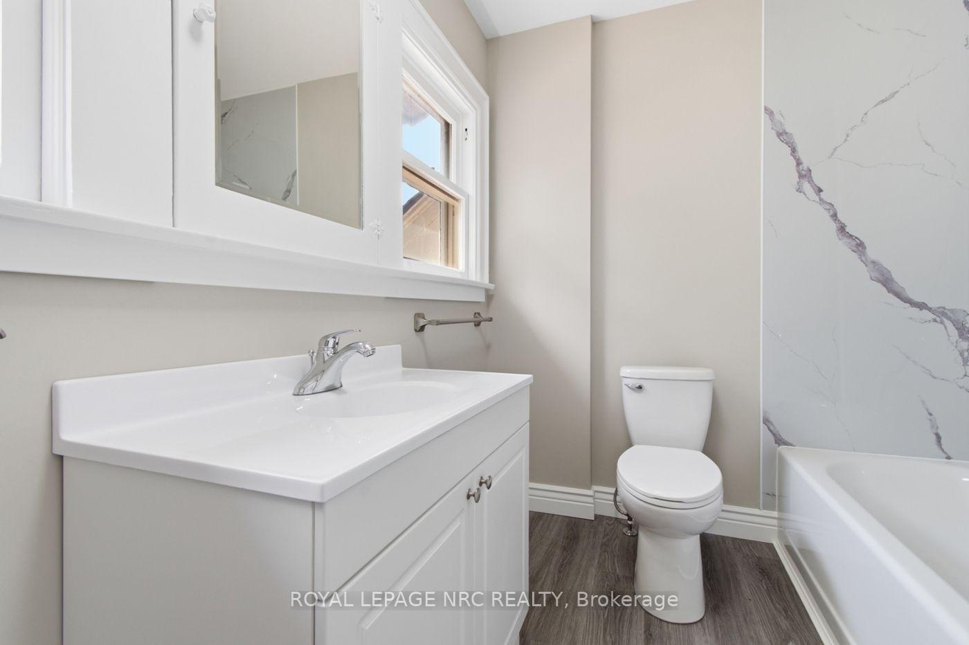 Photo 25 of 18 Chapel Street N, Thorold, Thorold Downtown — HOMEH