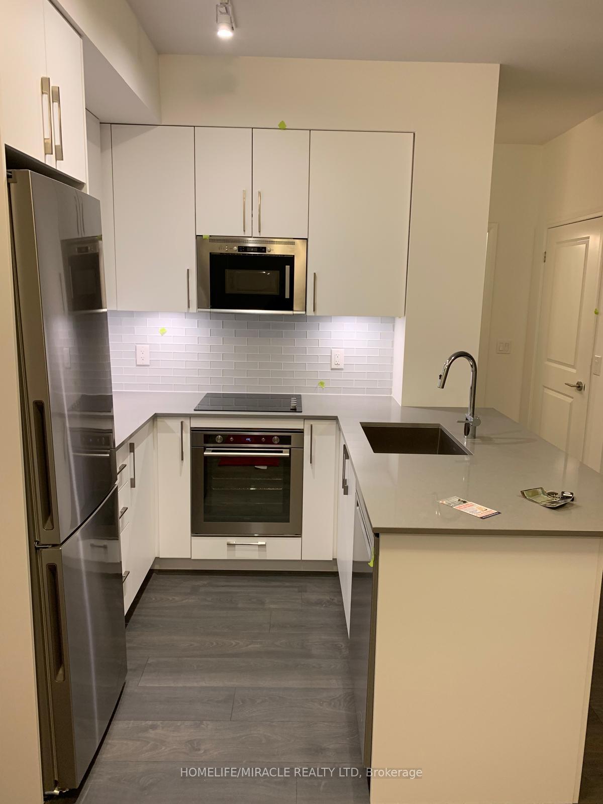 Photo 3 of Unit 510, 99 Eagle Rock Way, Vaughan, Rural Vaughan — HOMEH