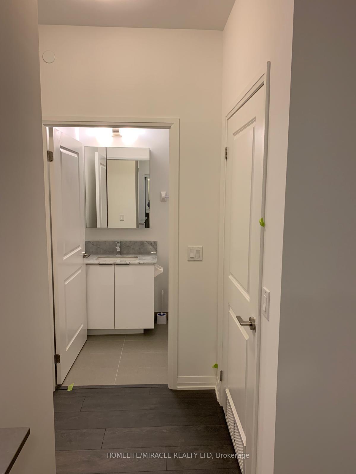 Photo 6 of Unit 510, 99 Eagle Rock Way, Vaughan, Rural Vaughan — HOMEH