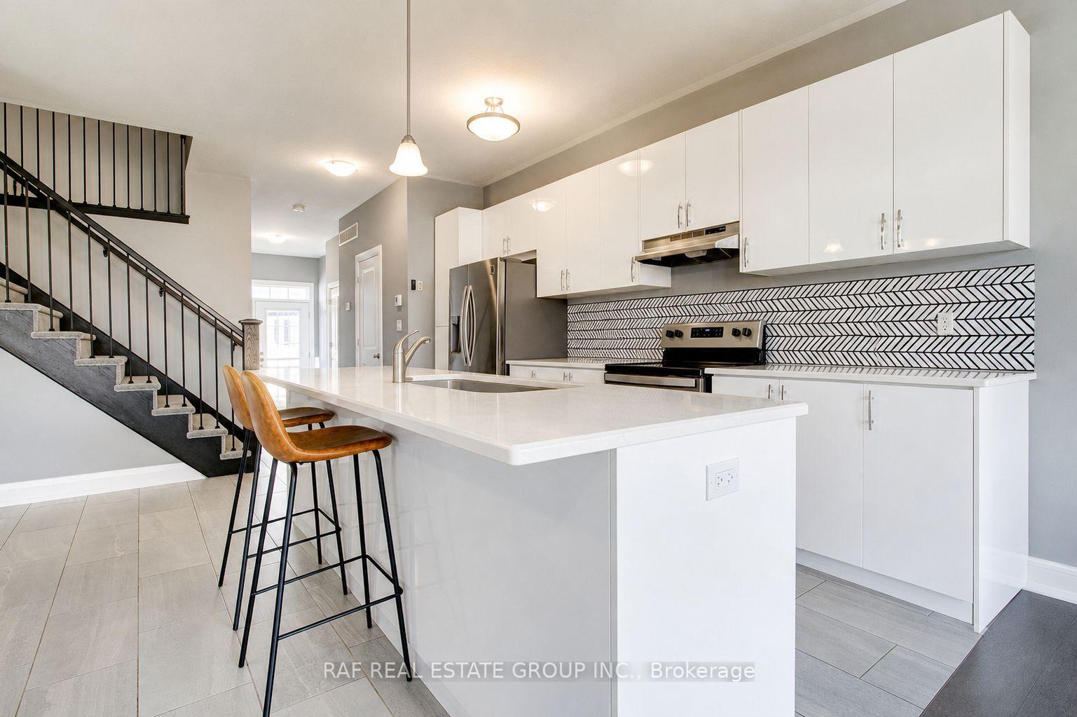 Photo 13 of 127 Ian Ormston Drive, Kitchener, Doon South — HOMEH