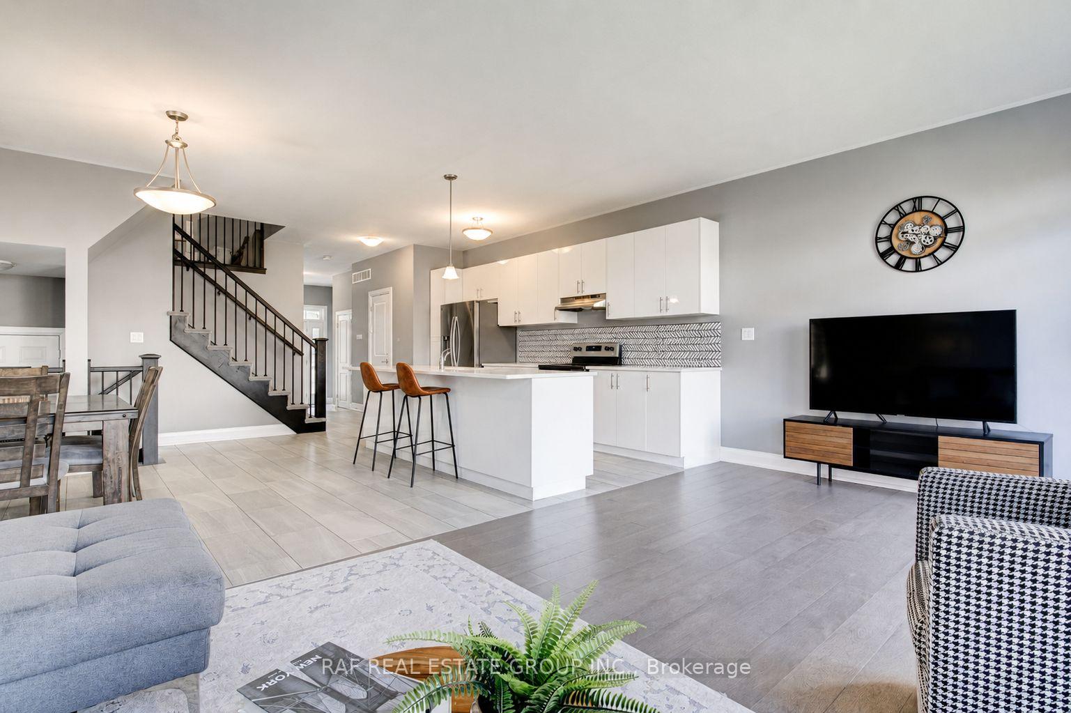 Photo 24 of 127 Ian Ormston Drive, Kitchener, Doon South — HOMEH