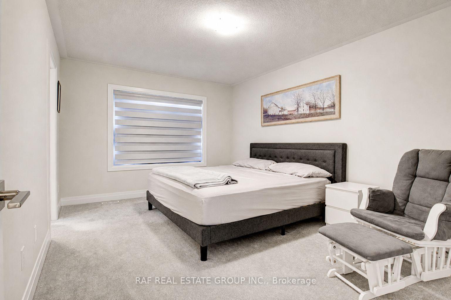 Photo 28 of 127 Ian Ormston Drive, Kitchener, Doon South — HOMEH