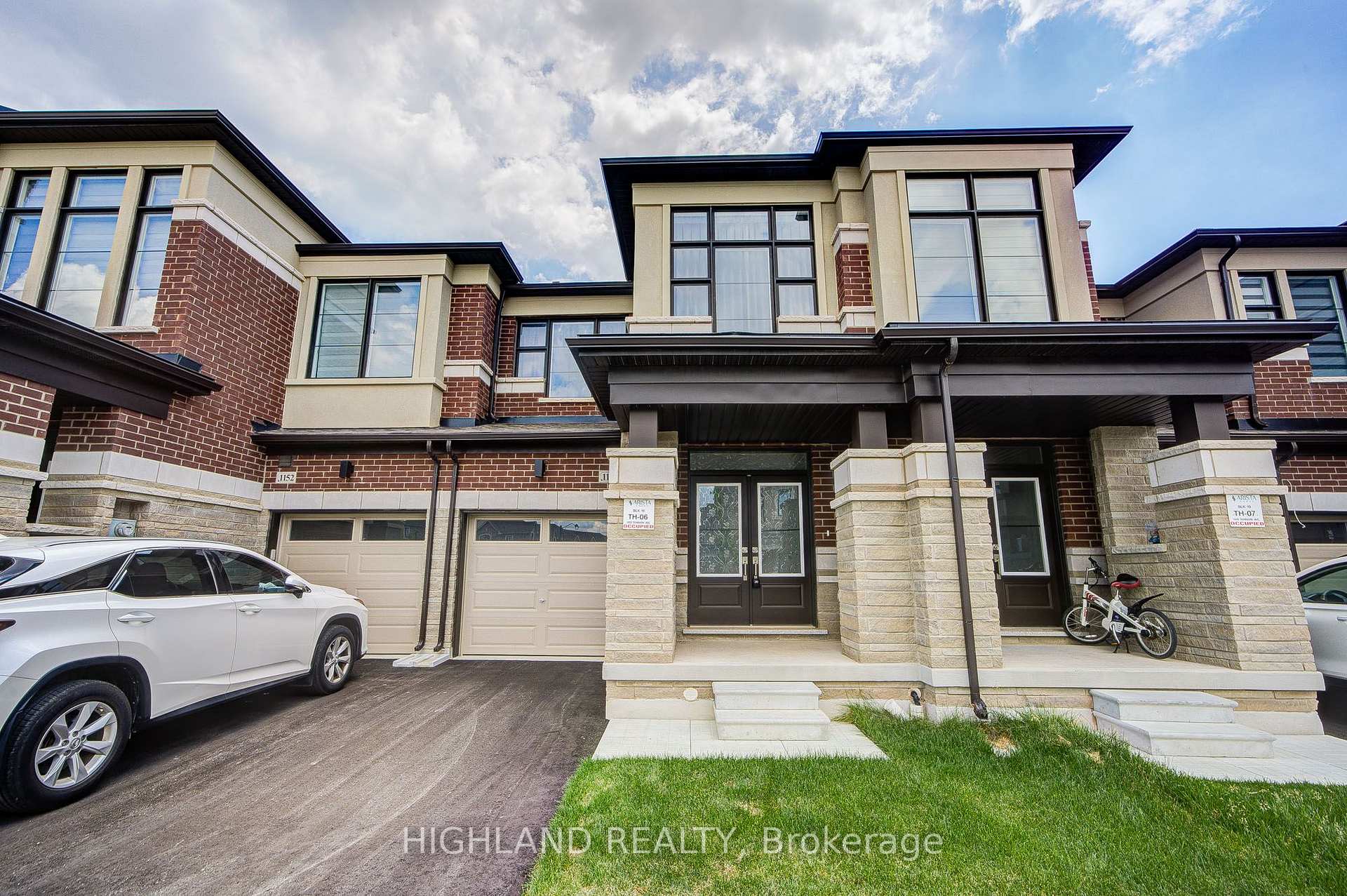 Photo 1 of 1150 Tanbark Avenue, Oakville, Joshua Meadows — HOMEH