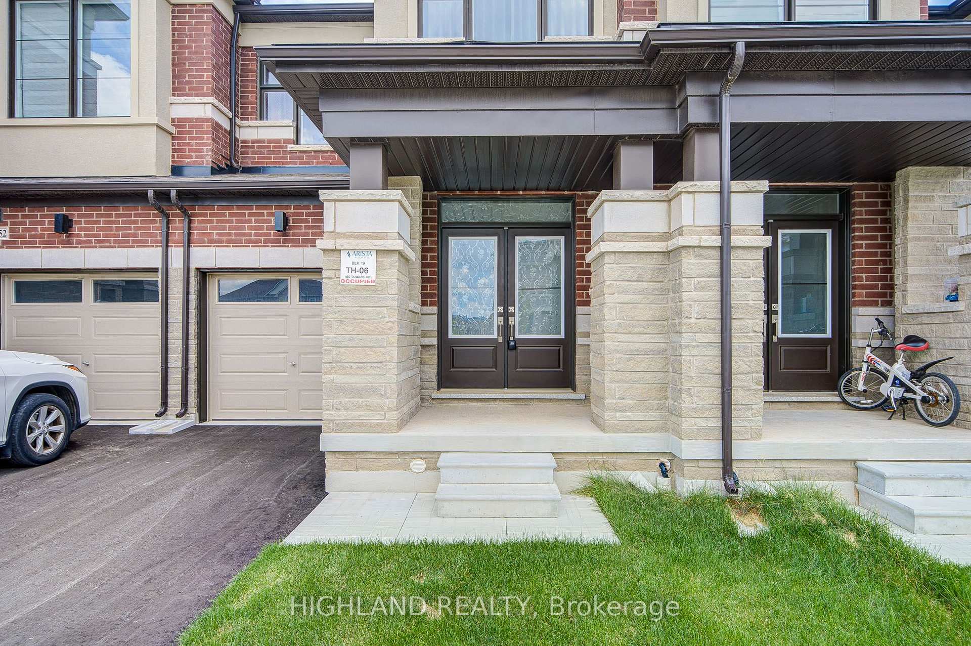 Photo 2 of 1150 Tanbark Avenue, Oakville, Joshua Meadows — HOMEH