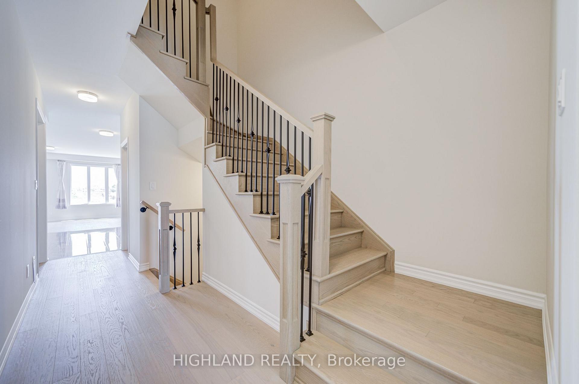 Photo 4 of 1150 Tanbark Avenue, Oakville, Joshua Meadows — HOMEH