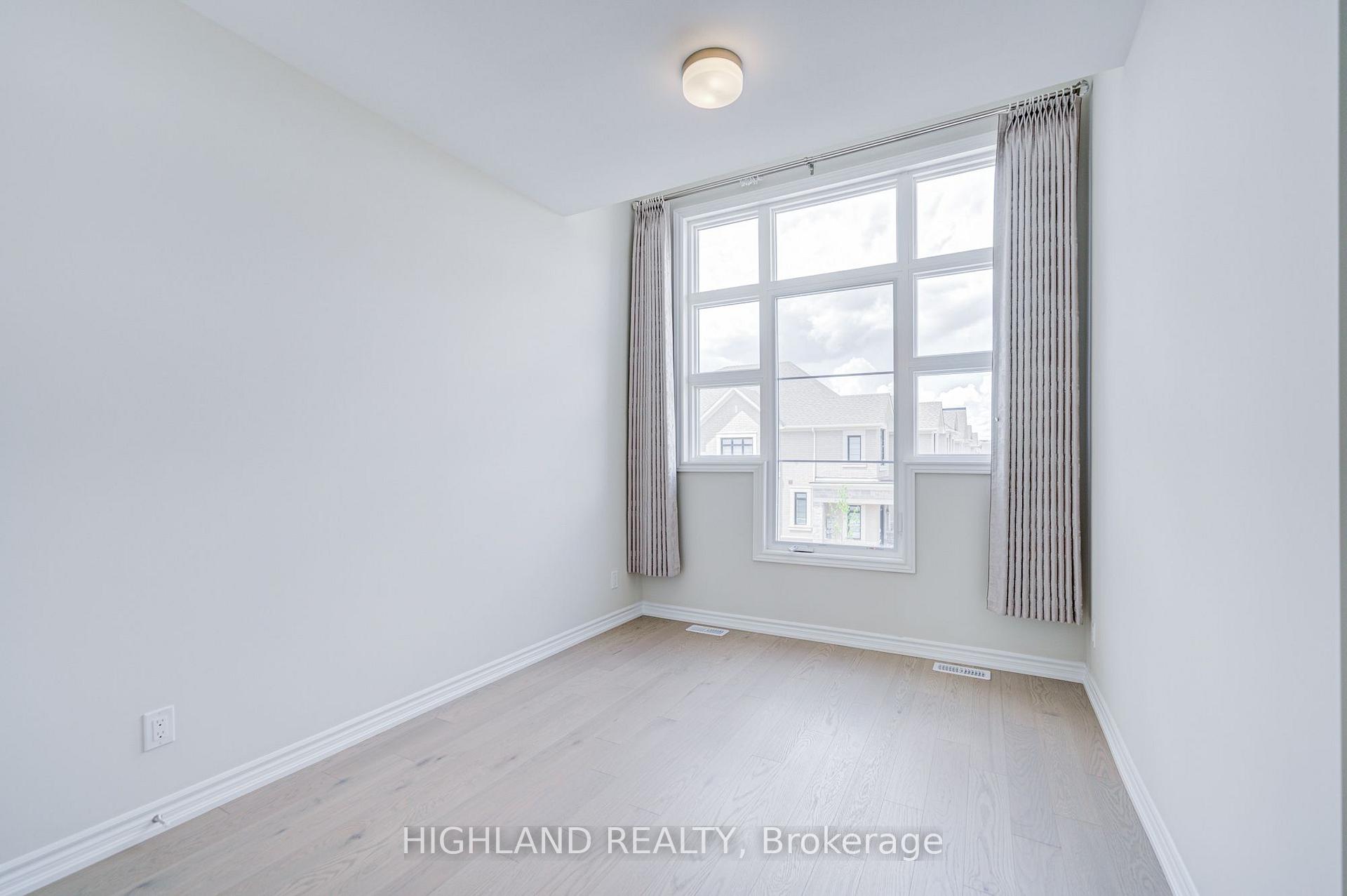 Photo 16 of 1150 Tanbark Avenue, Oakville, Joshua Meadows — HOMEH