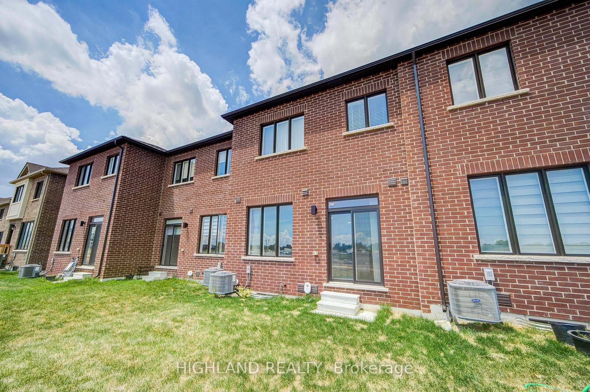 Photo 30 of 1150 Tanbark Avenue, Oakville, Joshua Meadows — HOMEH