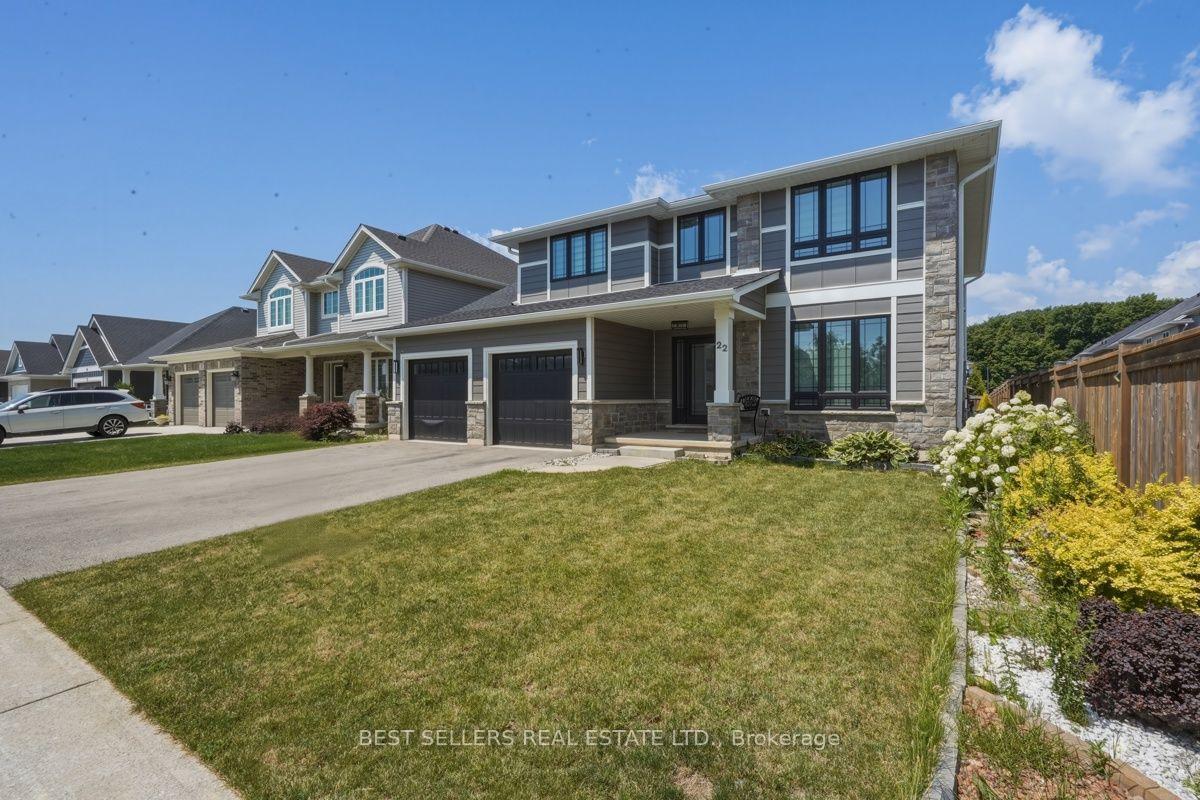 Photo 4 of 22 Weir Crescent, St. Thomas — HOMEH