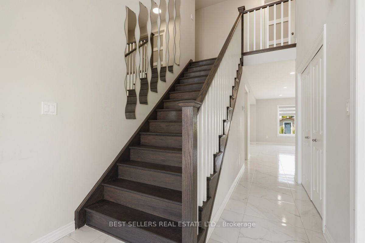 Photo 6 of 22 Weir Crescent, St. Thomas — HOMEH