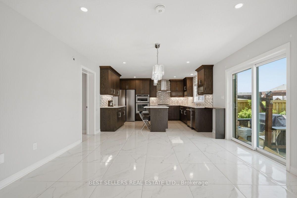 Photo 13 of 22 Weir Crescent, St. Thomas — HOMEH