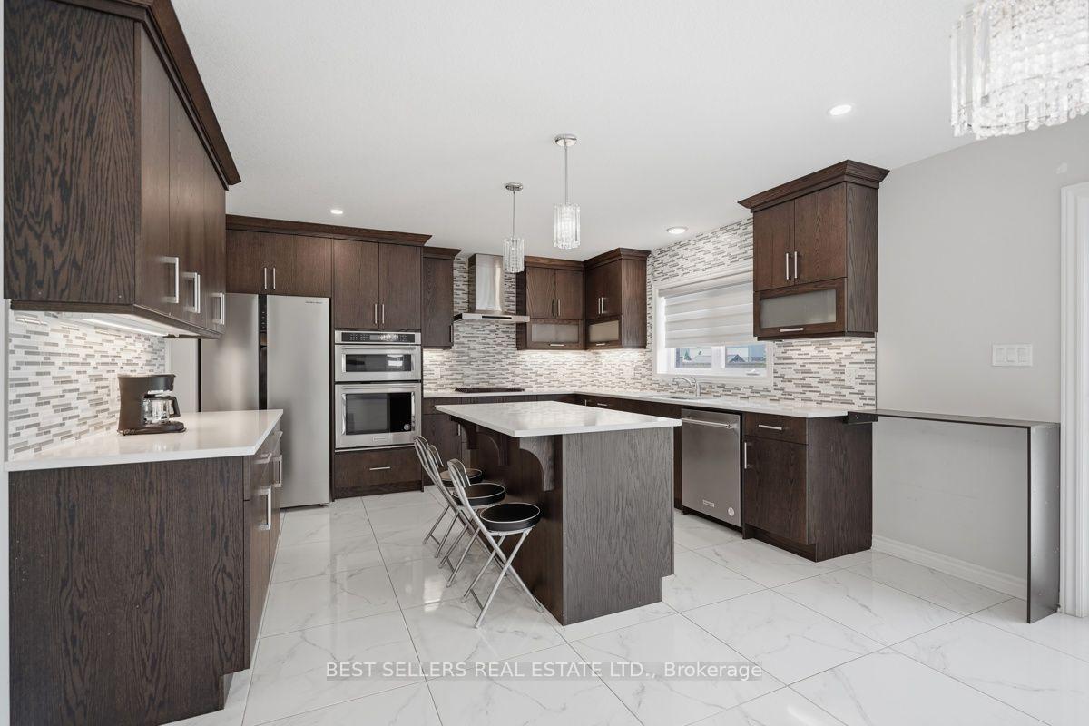 Photo 14 of 22 Weir Crescent, St. Thomas — HOMEH