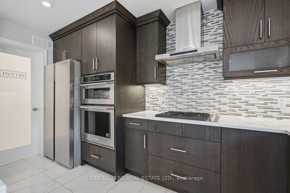 Photo 17 of 22 Weir Crescent, St. Thomas — HOMEH