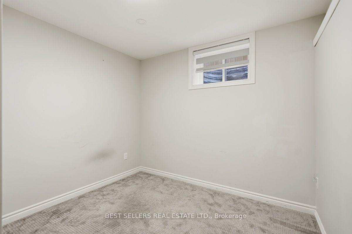 Photo 44 of 22 Weir Crescent, St. Thomas — HOMEH