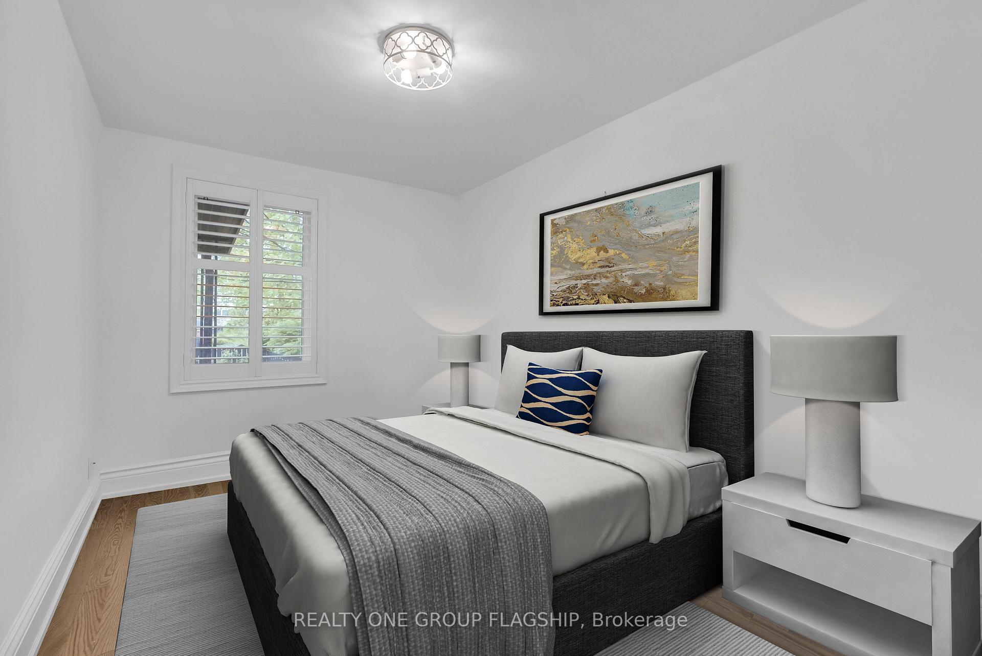 Photo 9 of 19 Yorkview Drive, Etobicoke, Stonegate-Queensway — HOMEH