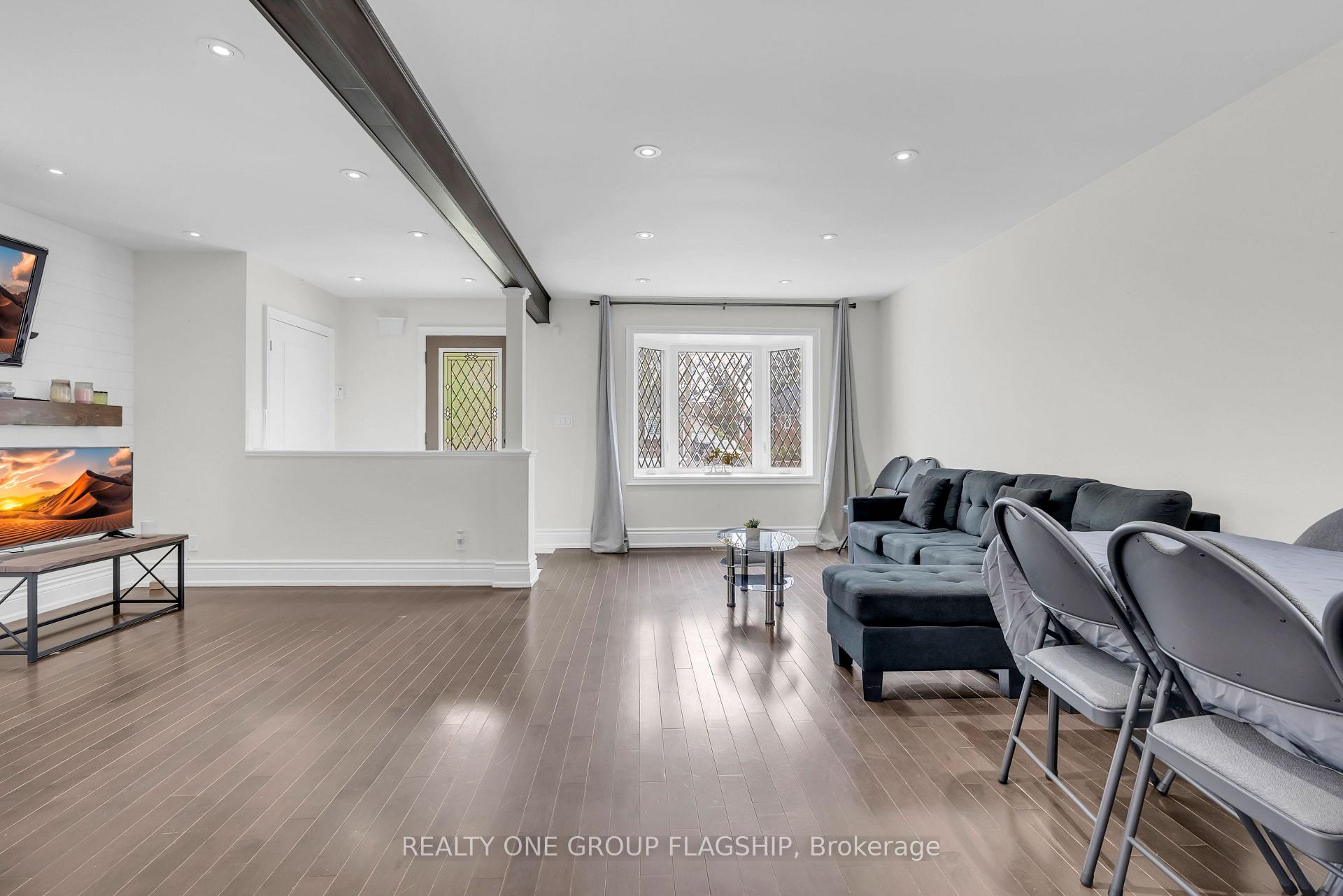 Photo 19 of 19 Yorkview Drive, Etobicoke, Stonegate-Queensway — HOMEH