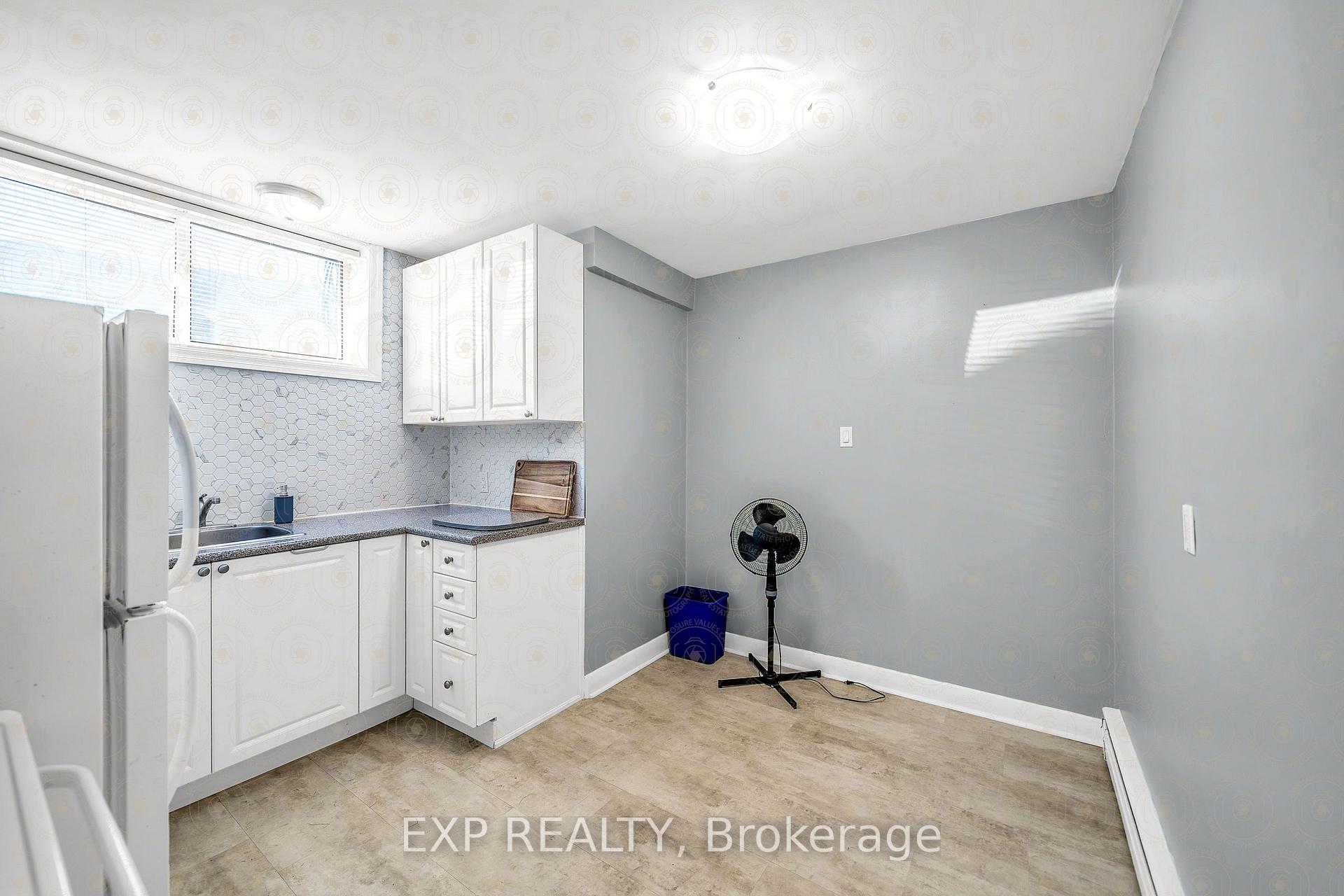 Photo 7 of 1121 Centre Street S, Whitby, Downtown Whitby — HOMEH