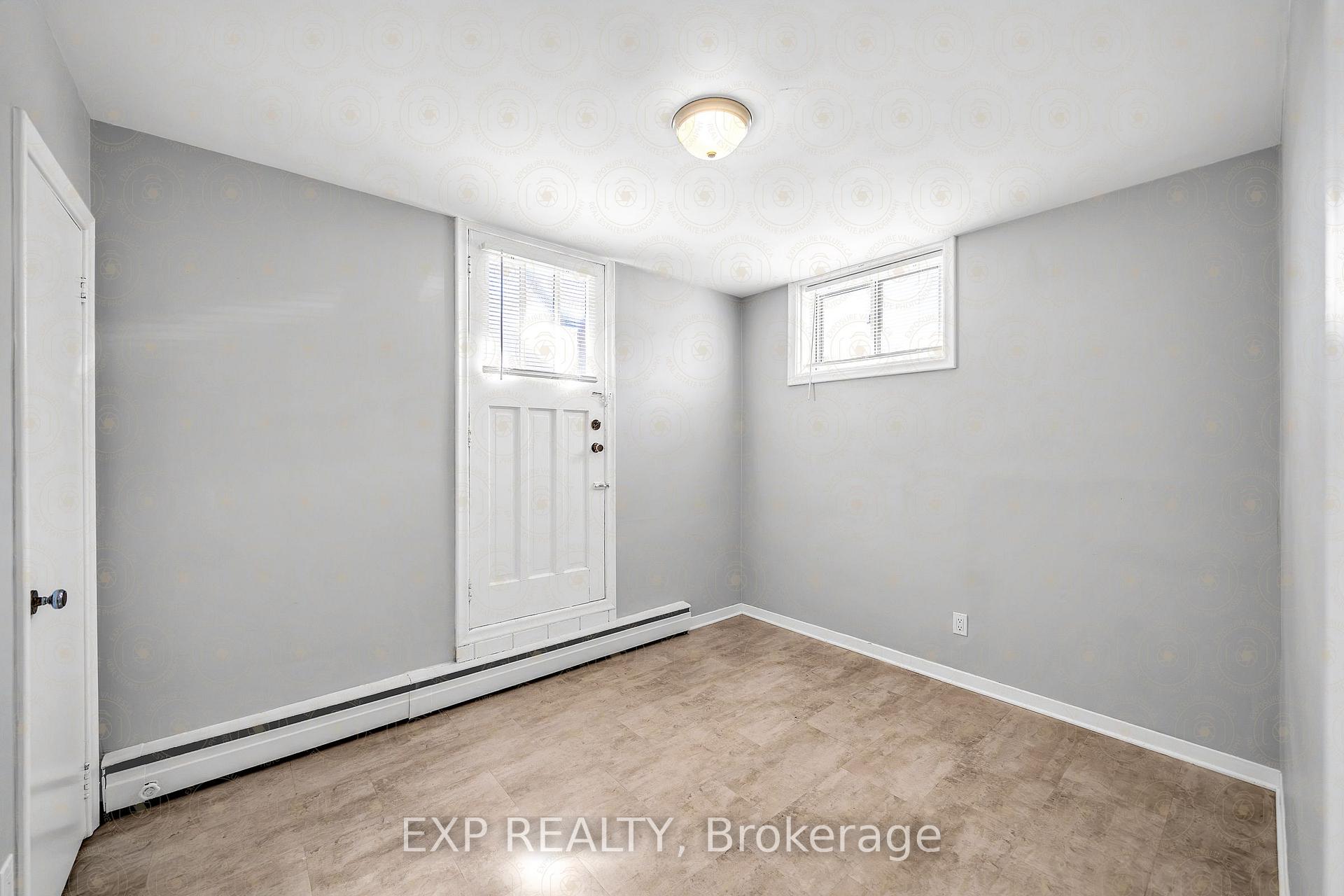 Photo 9 of 1121 Centre Street S, Whitby, Downtown Whitby — HOMEH