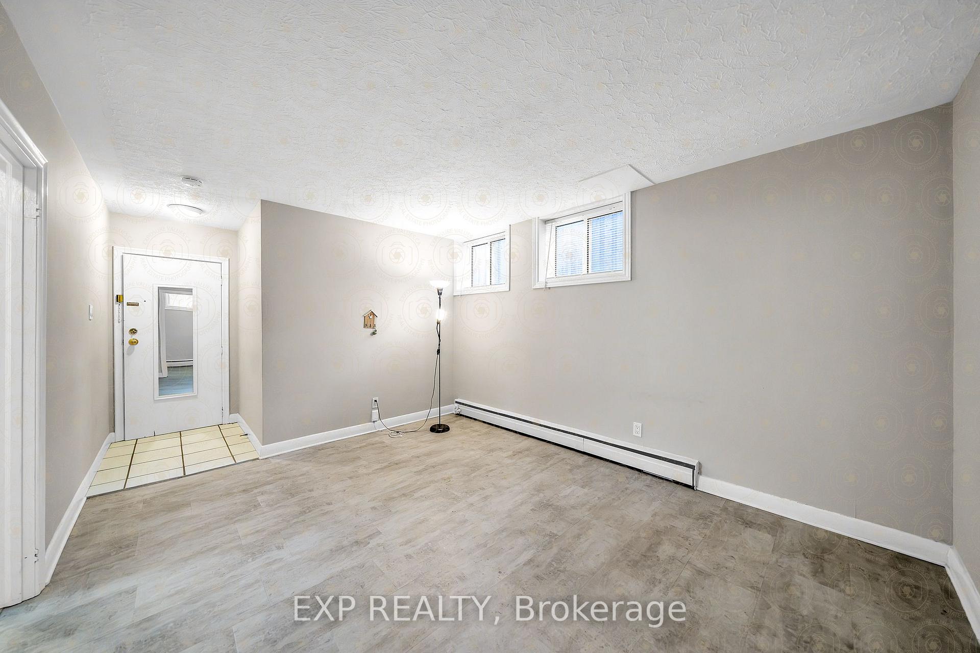 Photo 11 of 1121 Centre Street S, Whitby, Downtown Whitby — HOMEH
