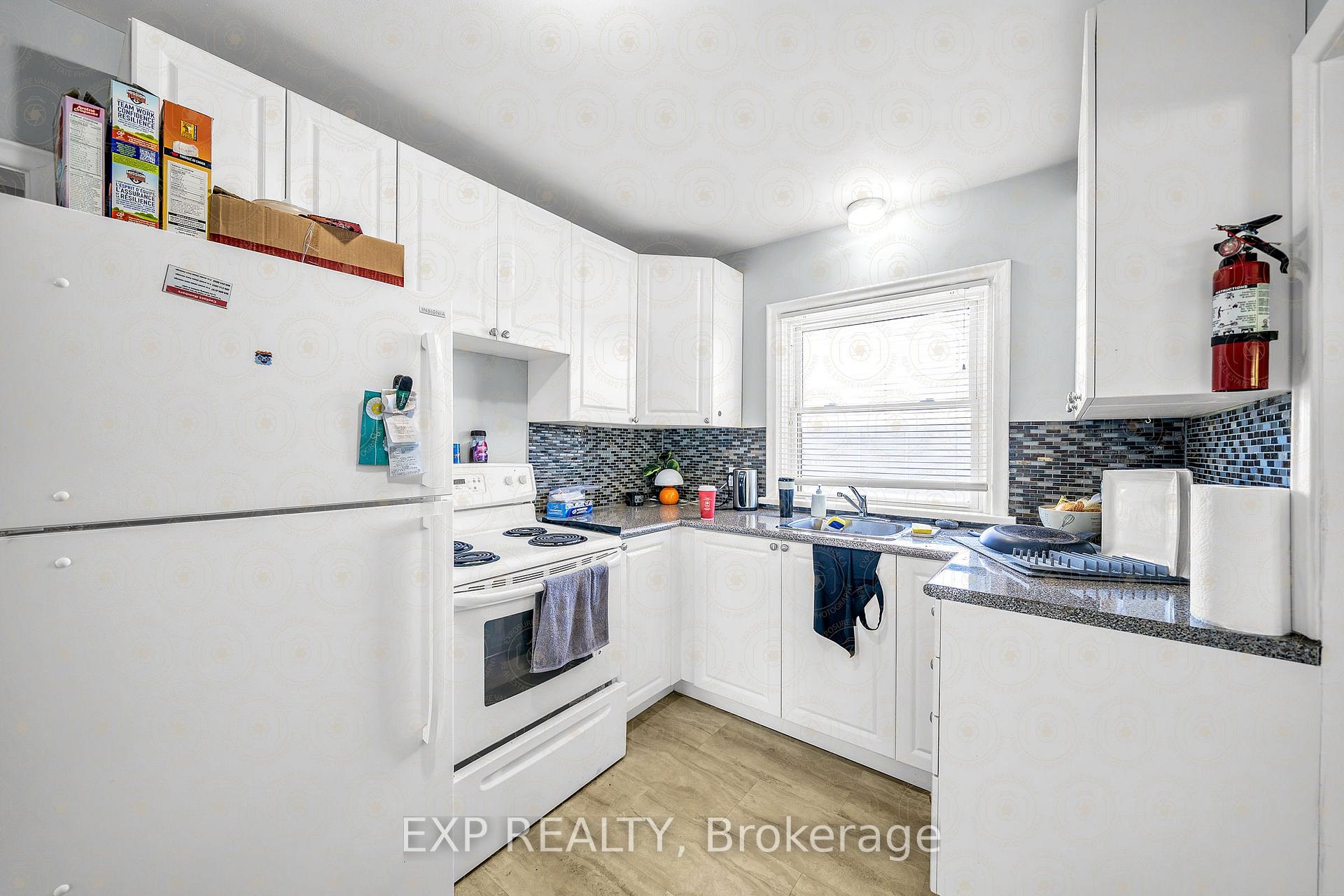 Photo 16 of 1121 Centre Street S, Whitby, Downtown Whitby — HOMEH