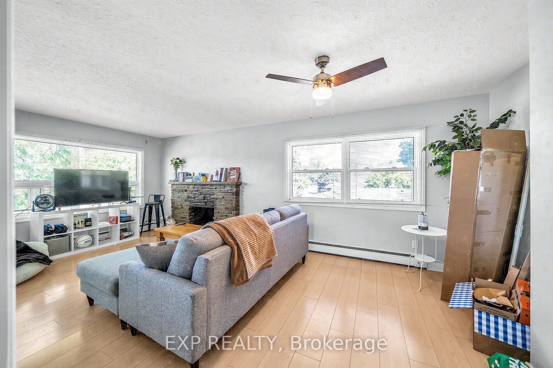 Photo 17 of 1121 Centre Street S, Whitby, Downtown Whitby — HOMEH
