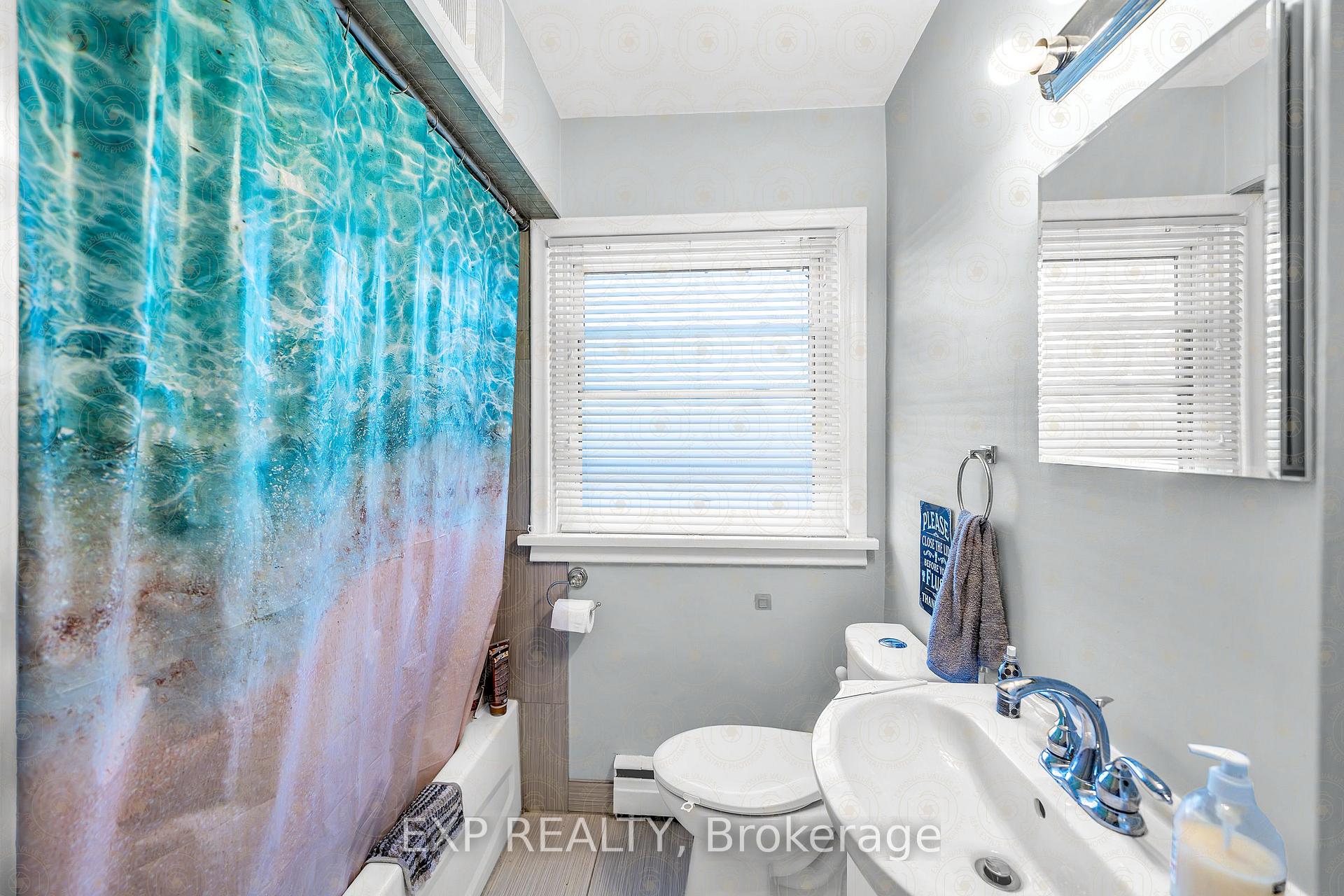 Photo 20 of 1121 Centre Street S, Whitby, Downtown Whitby — HOMEH