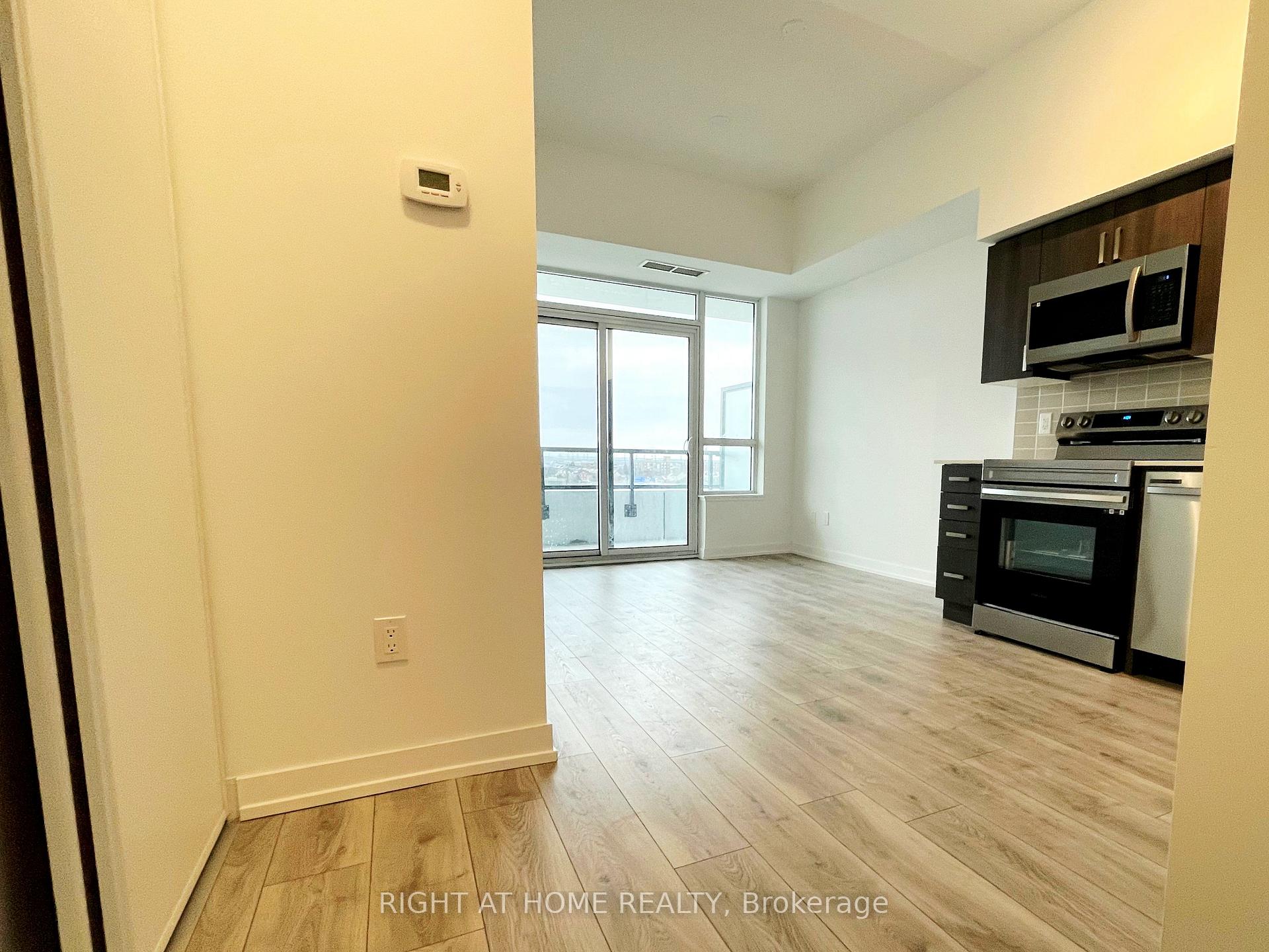 Photo 5 of Unit 707, 1455 Celebration Drive, Pickering, Bay Ridges — HOMEH