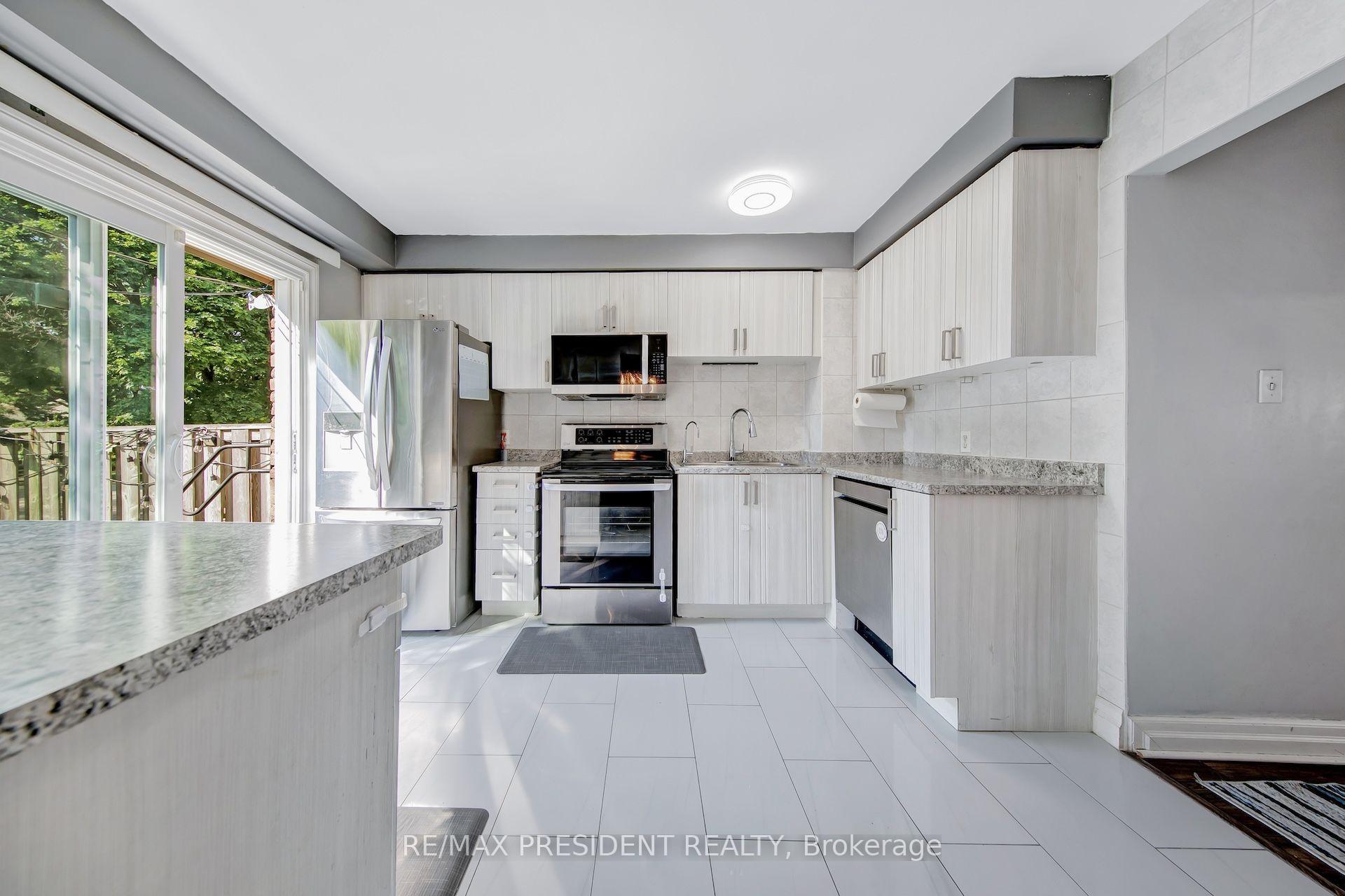 Photo 9 of Unit 9, 7080 Copenhagen Road, Mississauga, Meadowvale — HOMEH